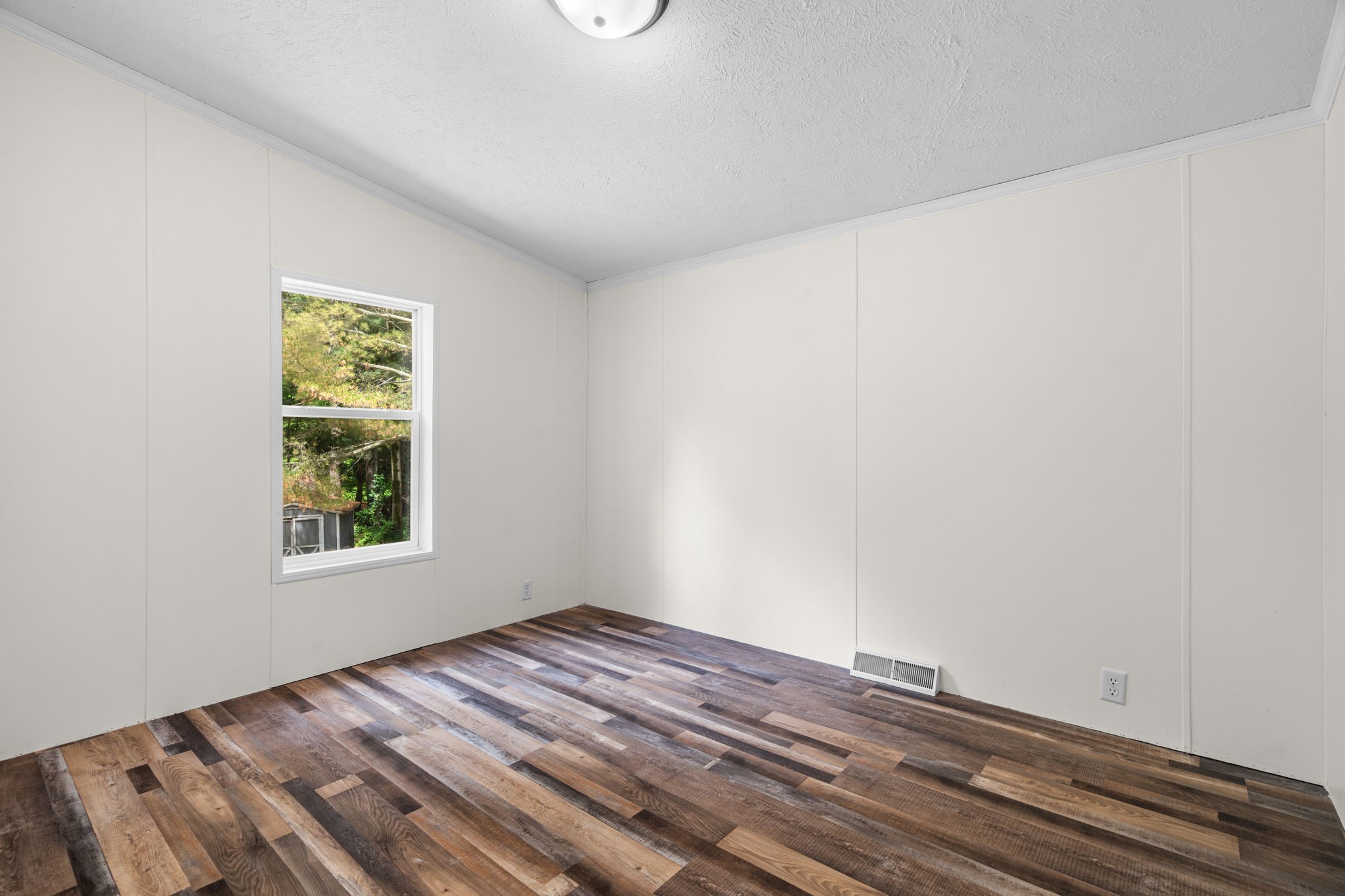 846 25 1/2 Avenue Property Photo 19