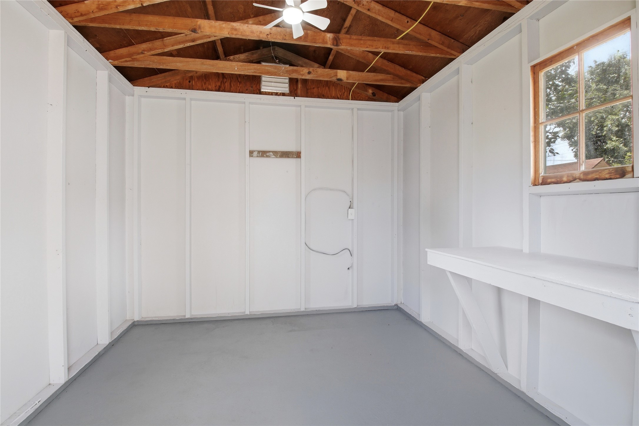 209 Vine Street Property Photo 34