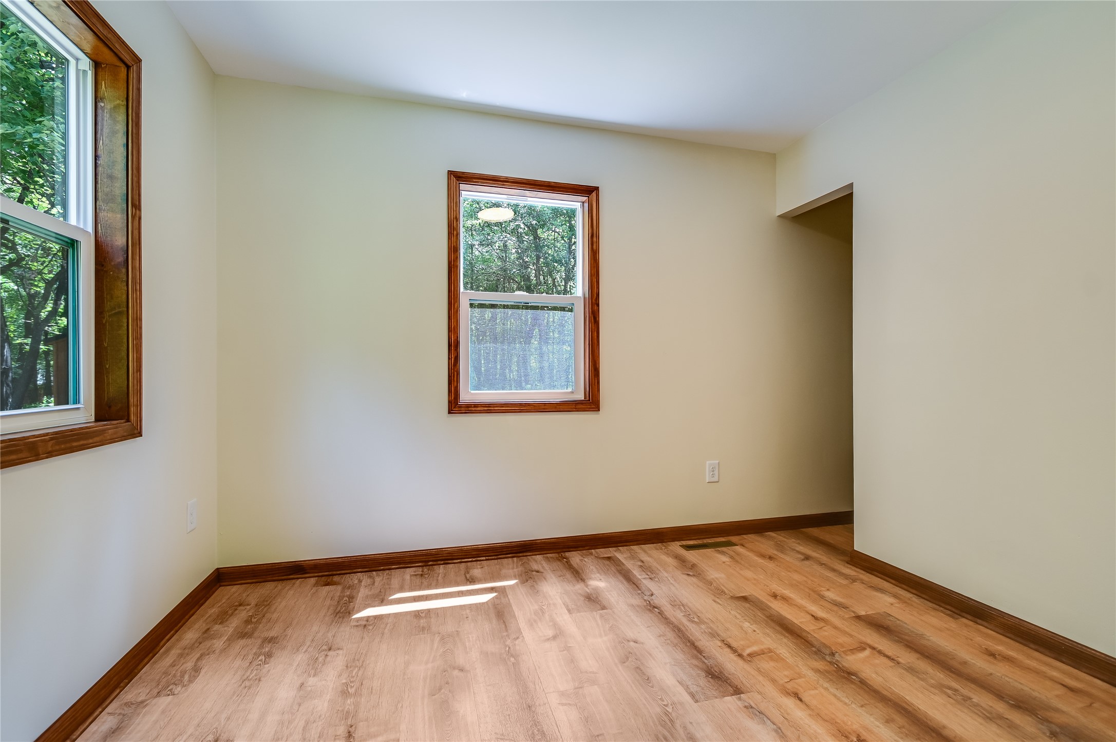 55290 Valley Drive Property Photo 14