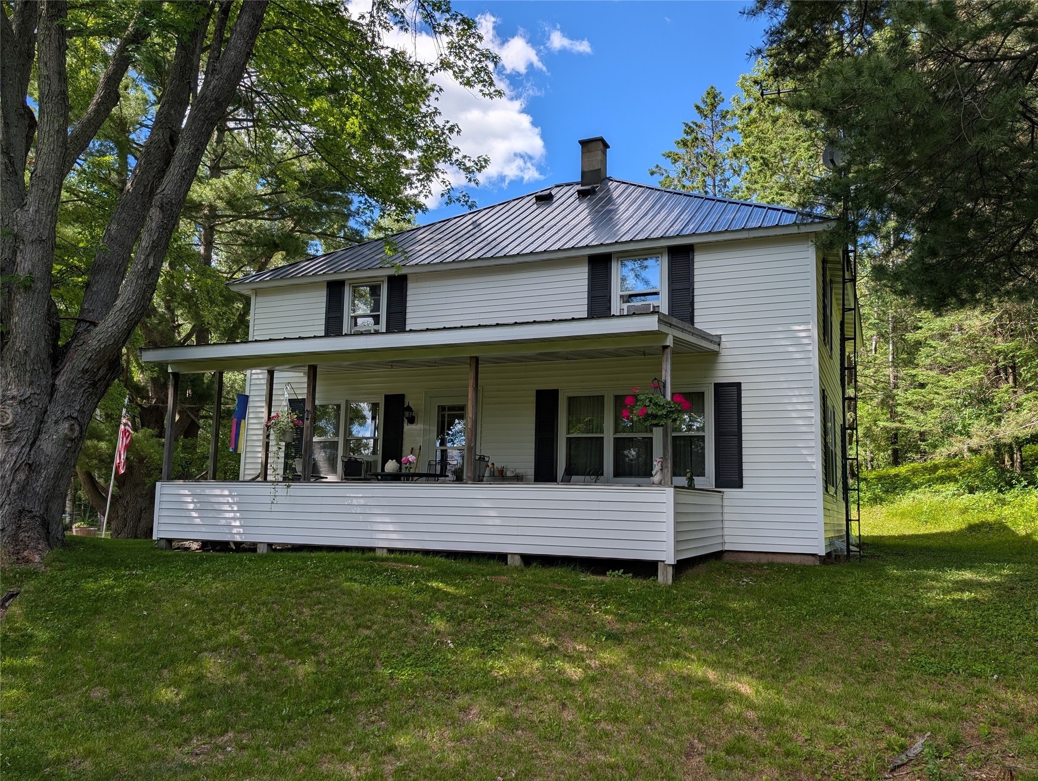 W6858 County Road H Property Photo 1