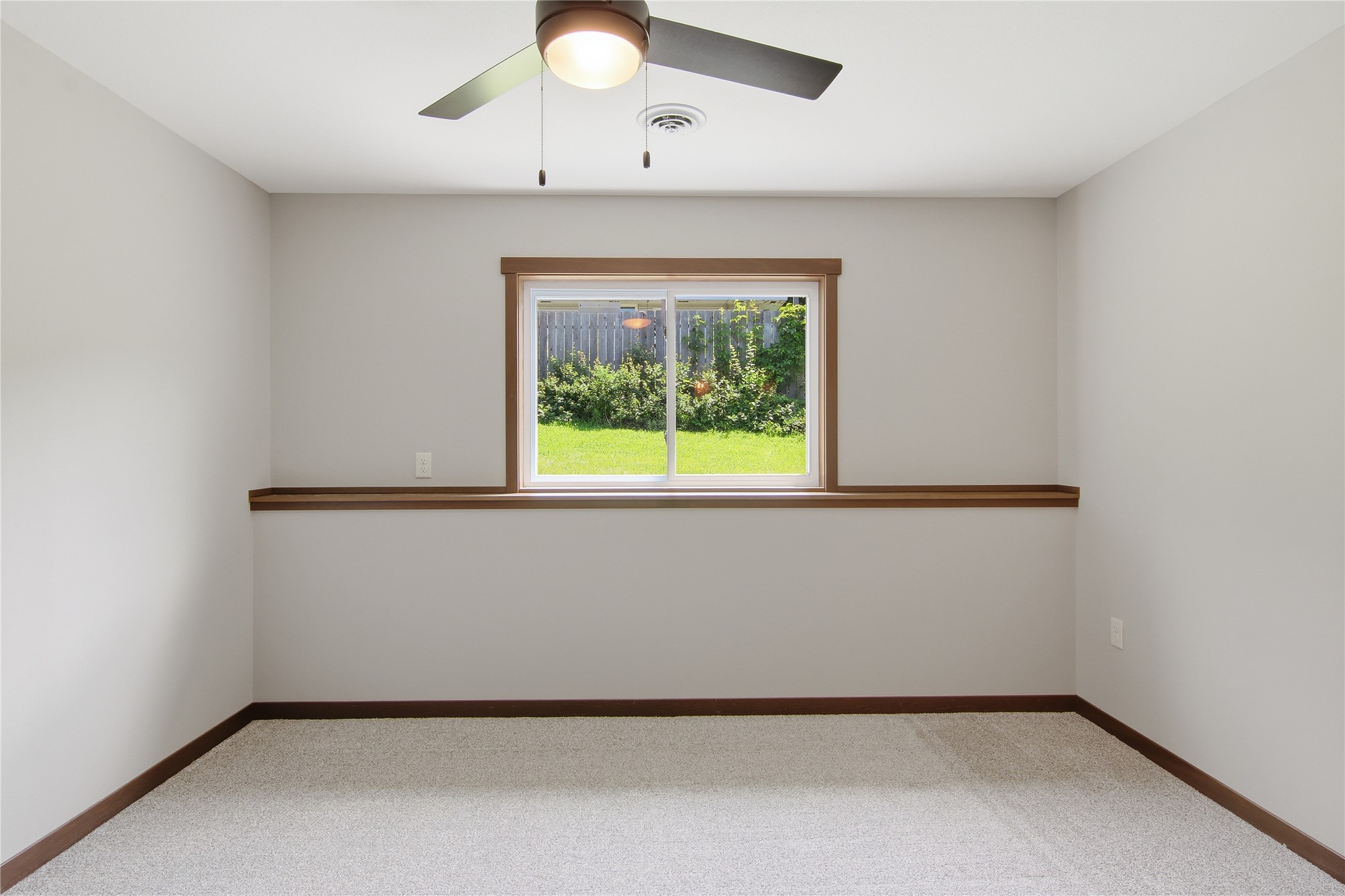 1321 Carpenter Avenue Property Photo 24
