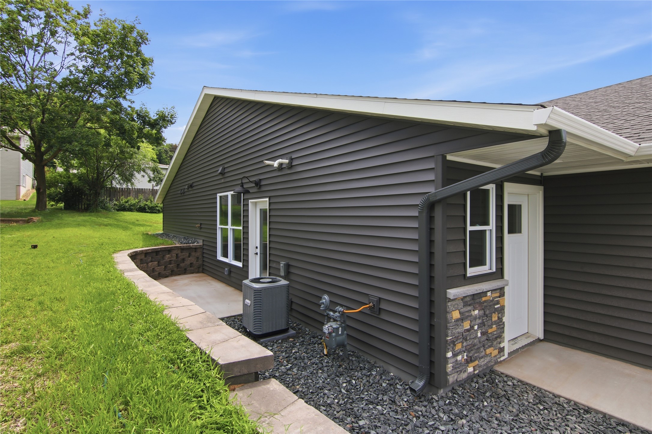 1321 Carpenter Avenue Property Photo 39