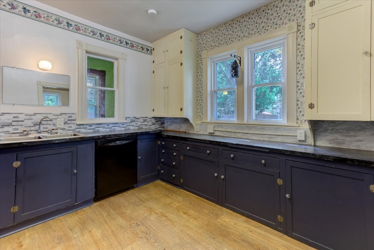 520 12th Street Se Property Photo 16