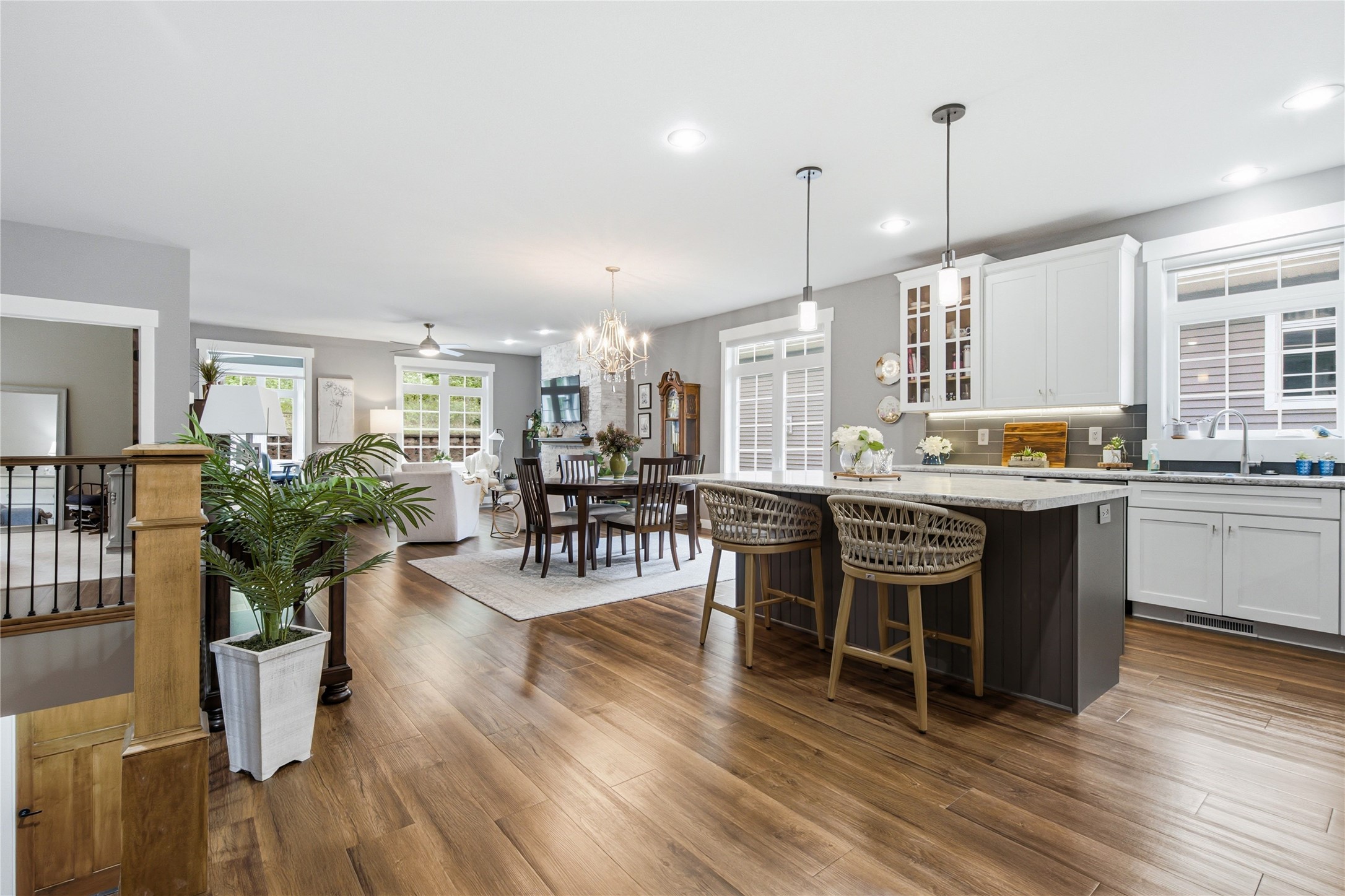 4523 Village Oaks Circle Property Photo 7