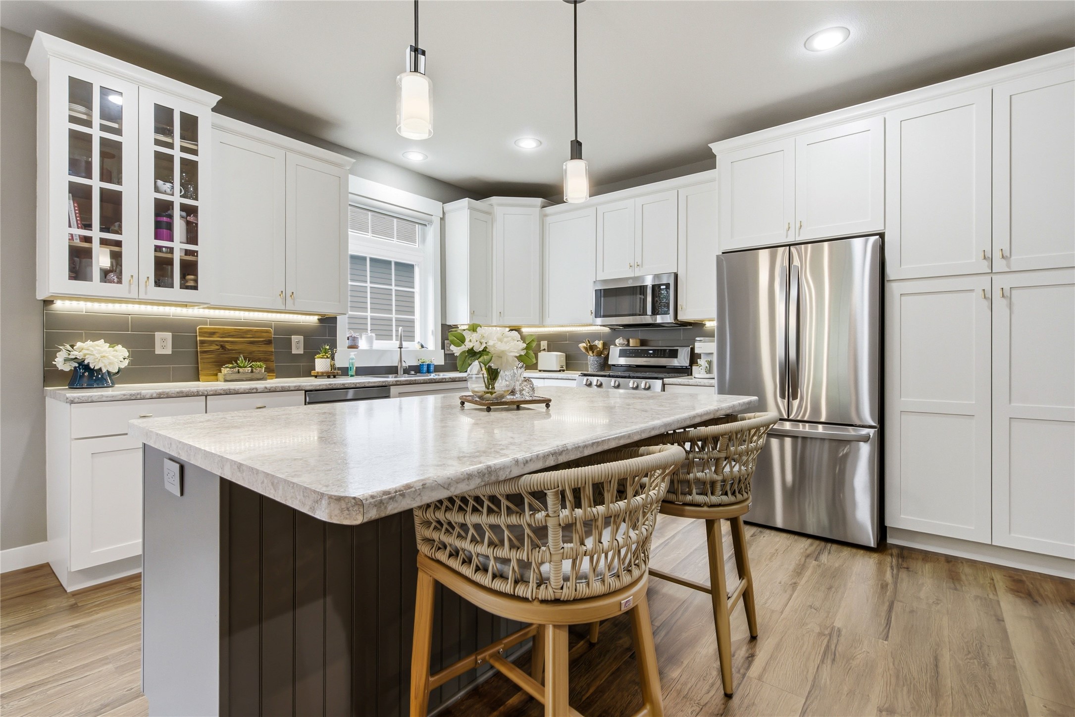 4523 Village Oaks Circle Property Photo 8