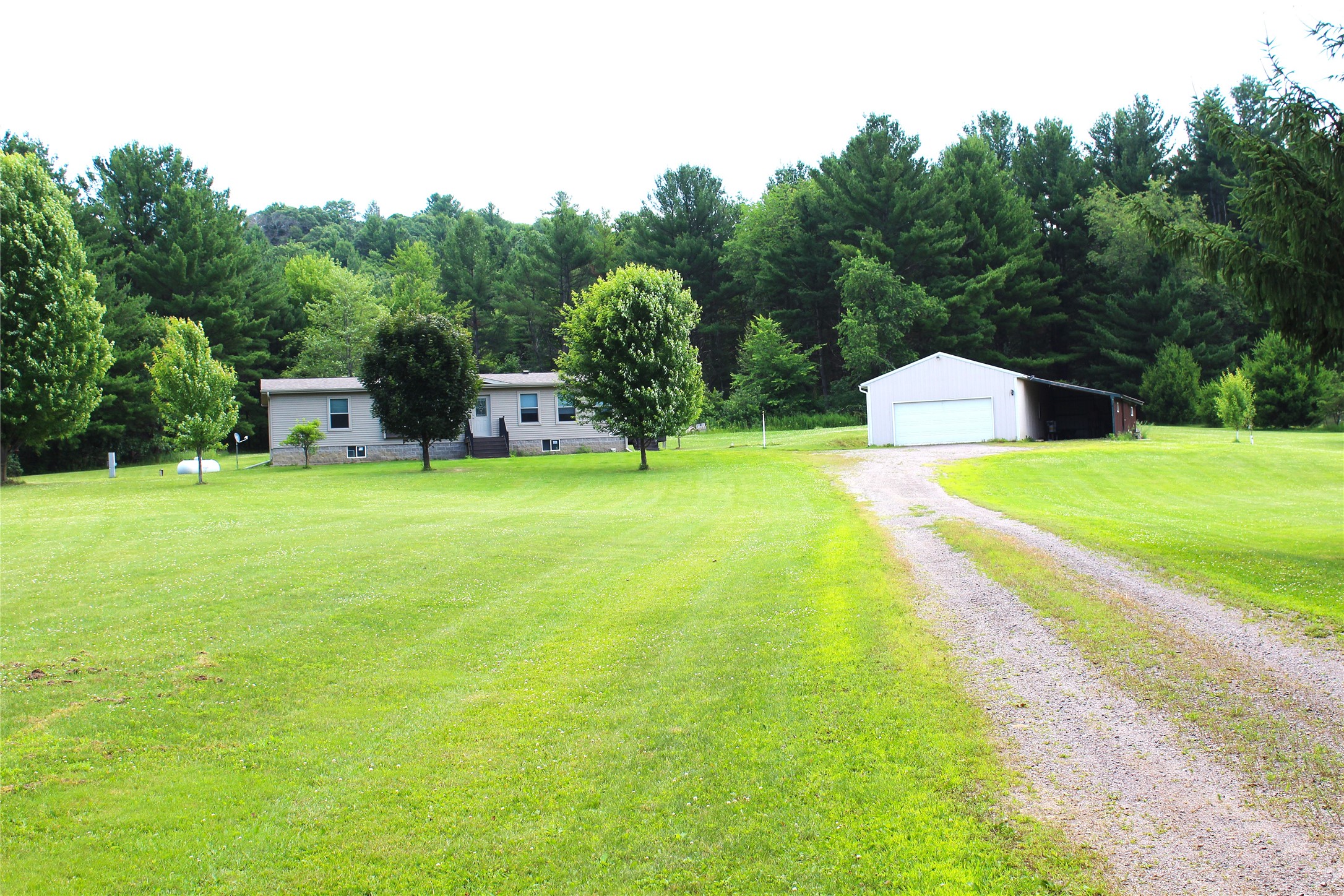 N7324 S Sechlerville Road Property Photo 2