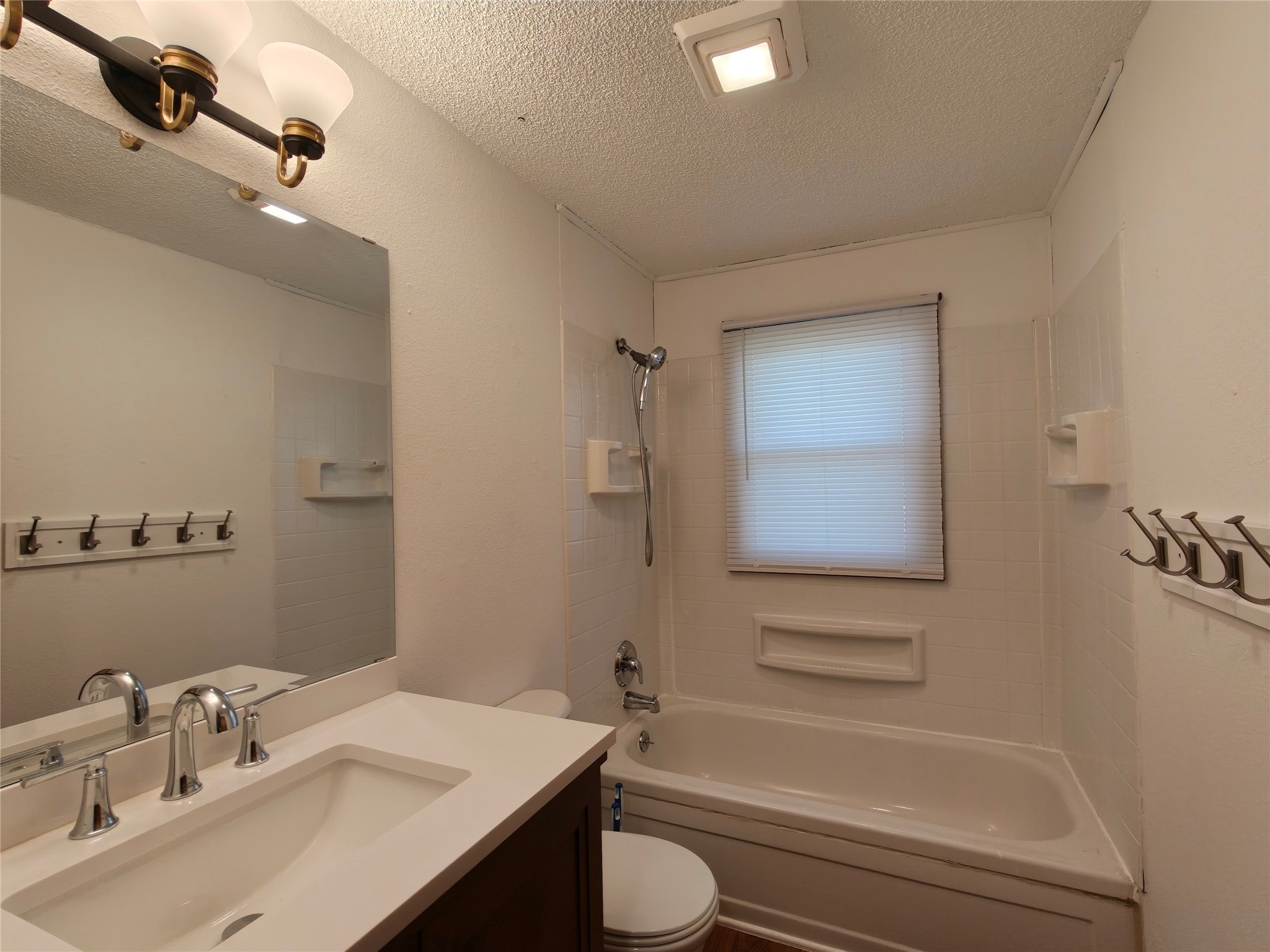 2212 Bartlett Avenue Property Photo 7