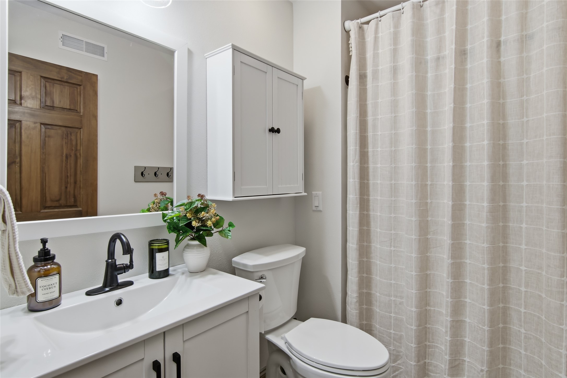 3798 Nicholas Drive Property Photo 27
