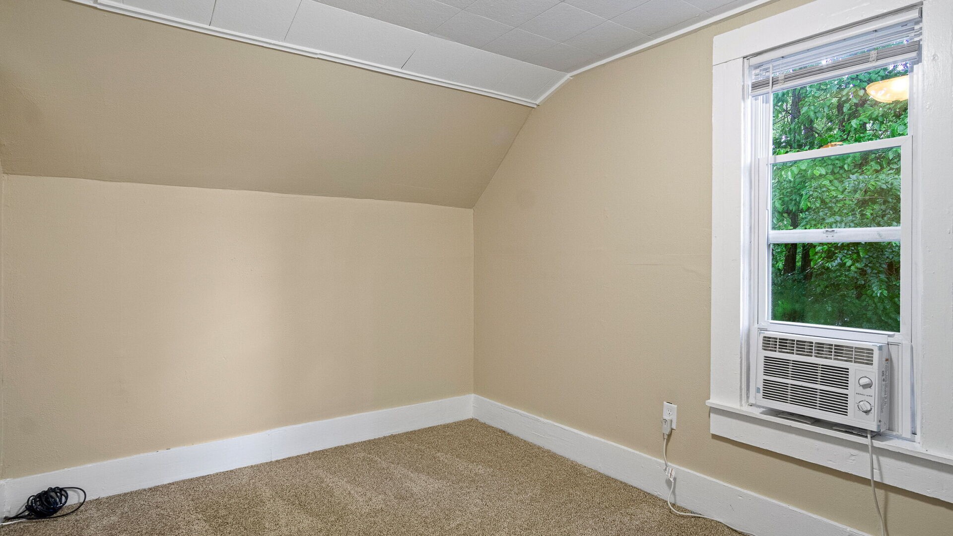 309 Marston Court Property Photo 31