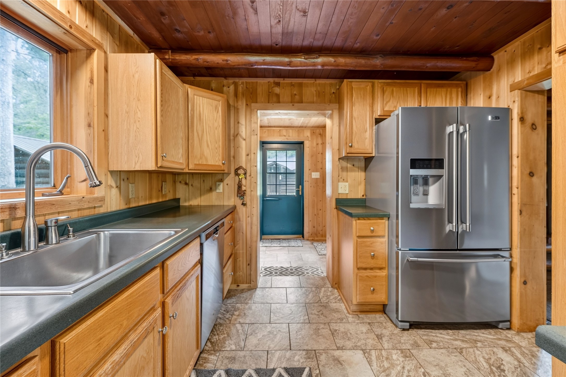 19720 Pioneer Road Property Photo 7