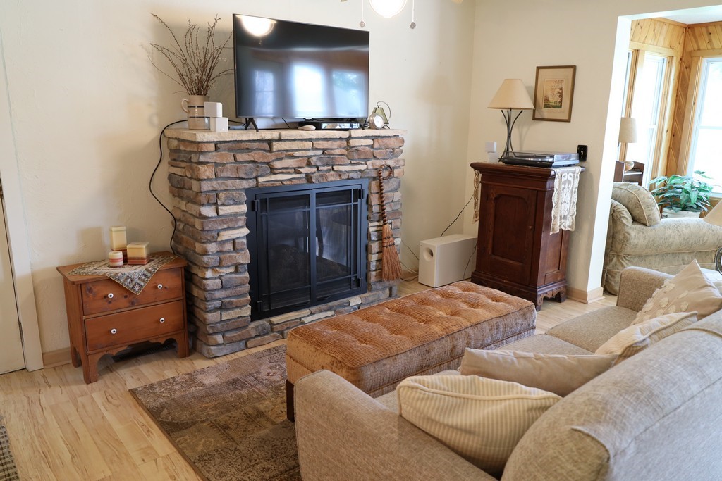 27502 Pepin Road Property Photo 4