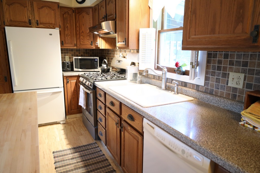 27502 Pepin Road Property Photo 9