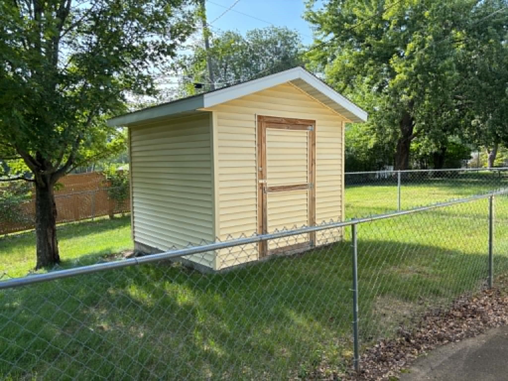 2944 Saturn Avenue Property Photo 24