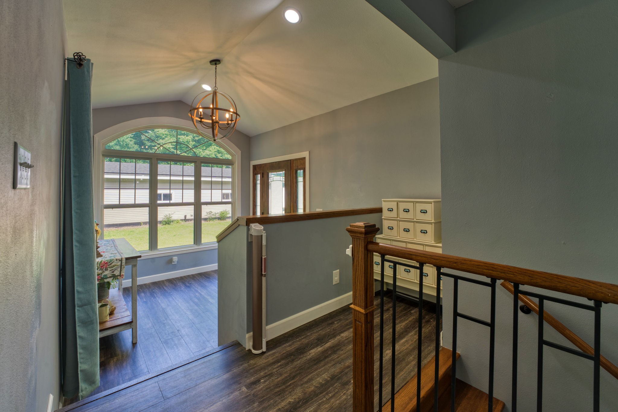 200 Ridgewood Drive Property Photo 13