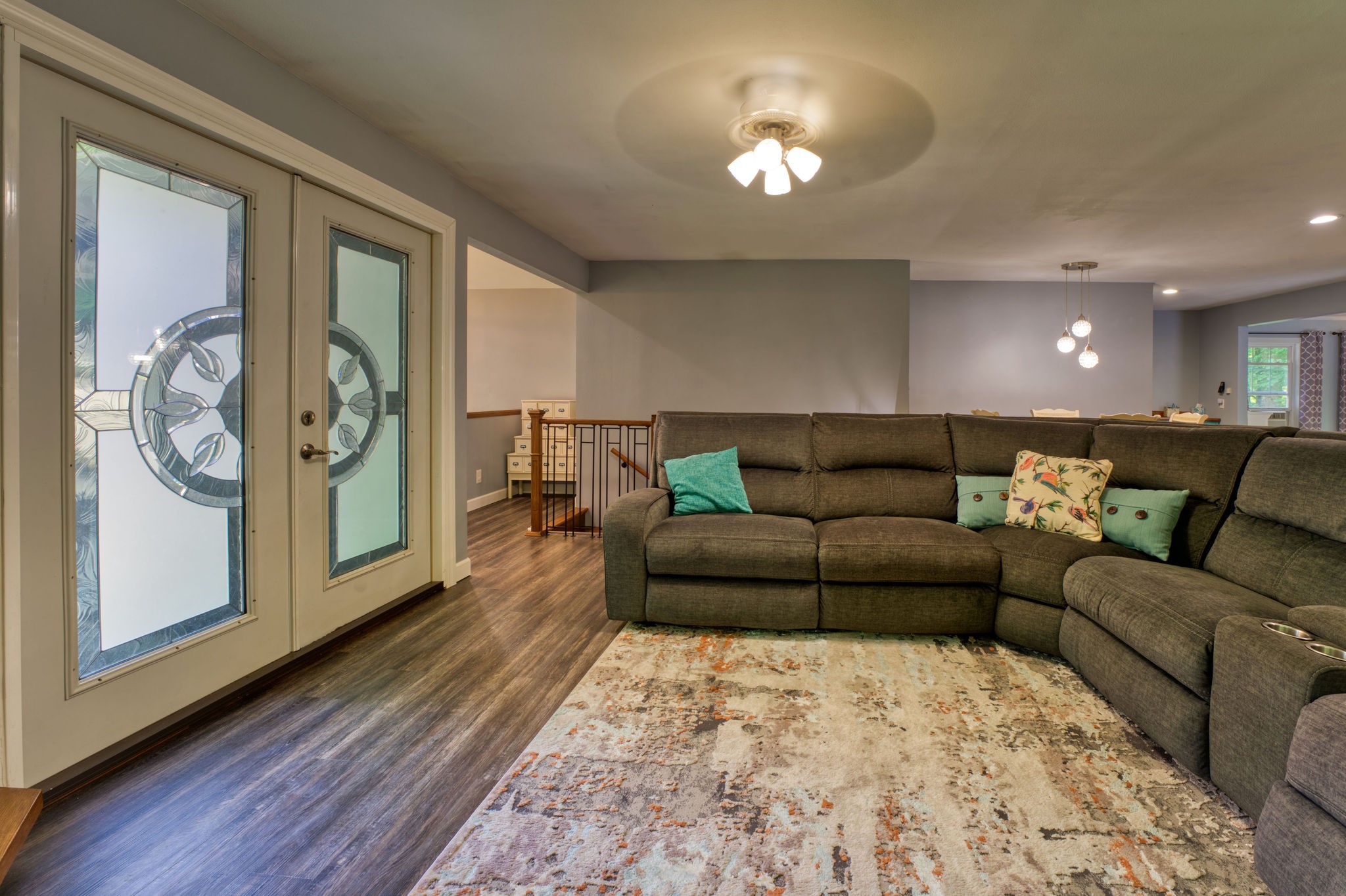 200 Ridgewood Drive Property Photo 14