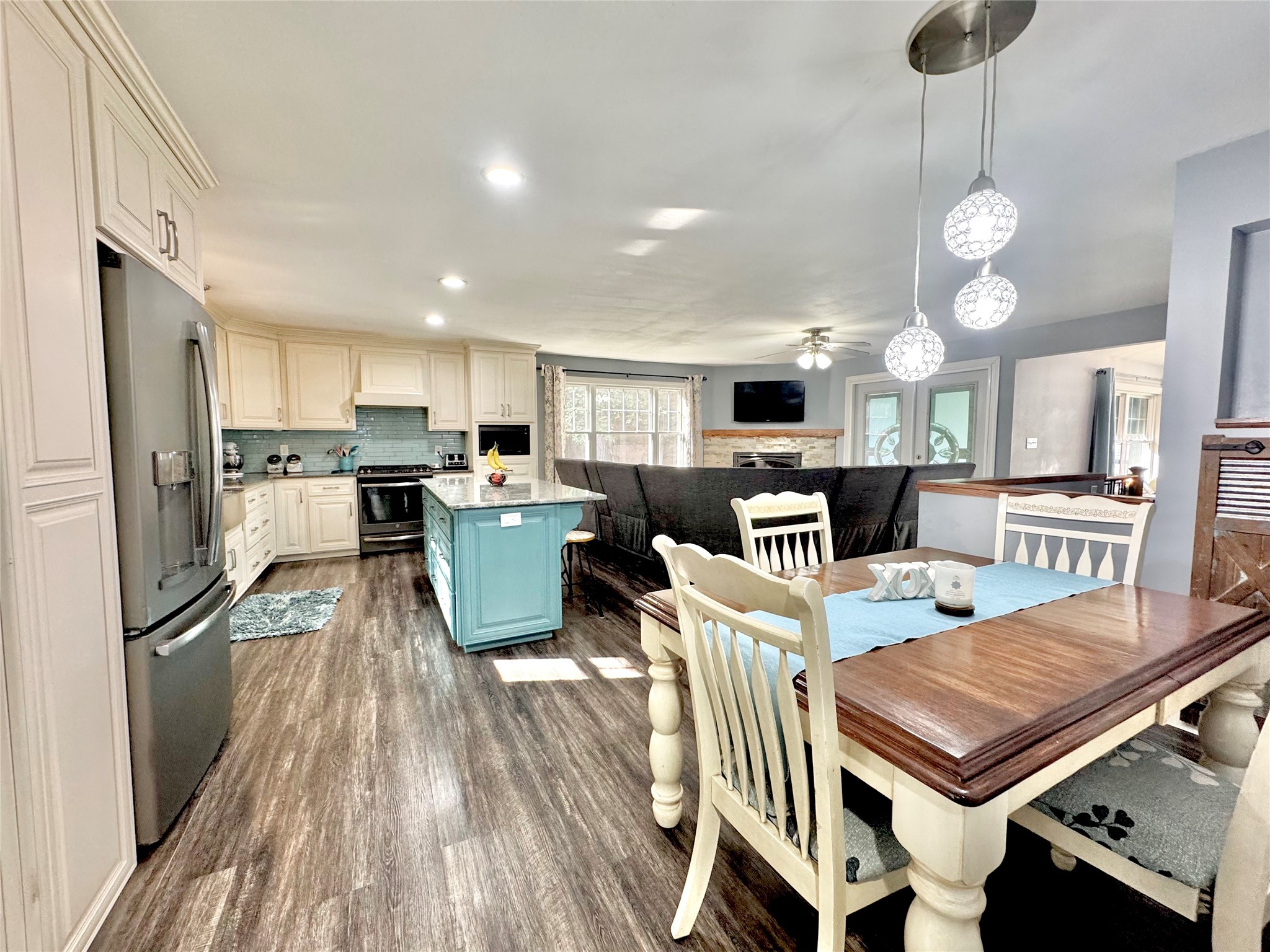 200 Ridgewood Drive Property Photo 16