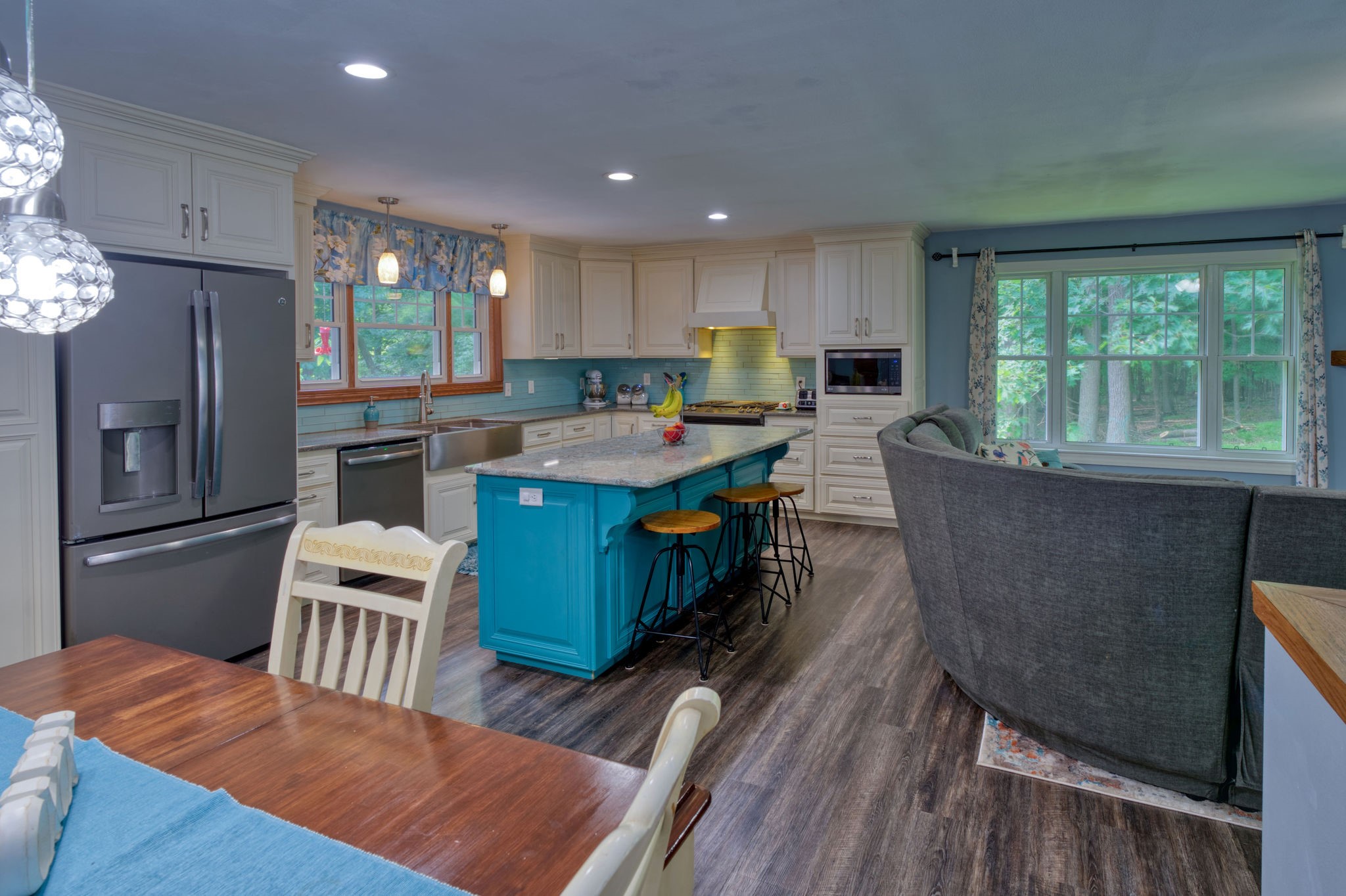 200 Ridgewood Drive Property Photo 18