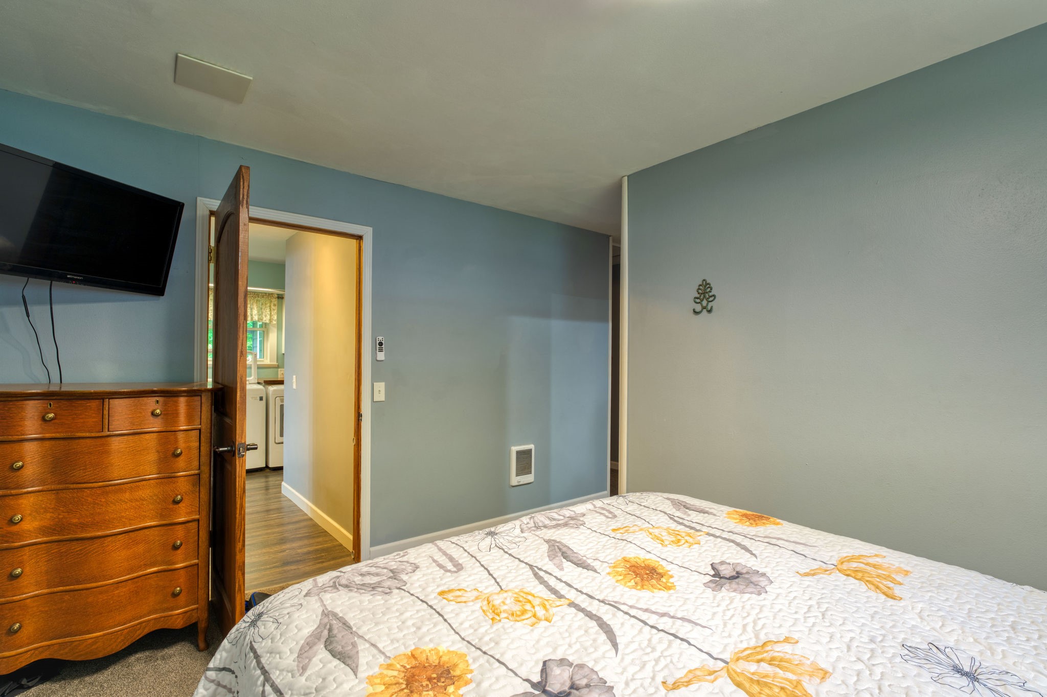 200 Ridgewood Drive Property Photo 27