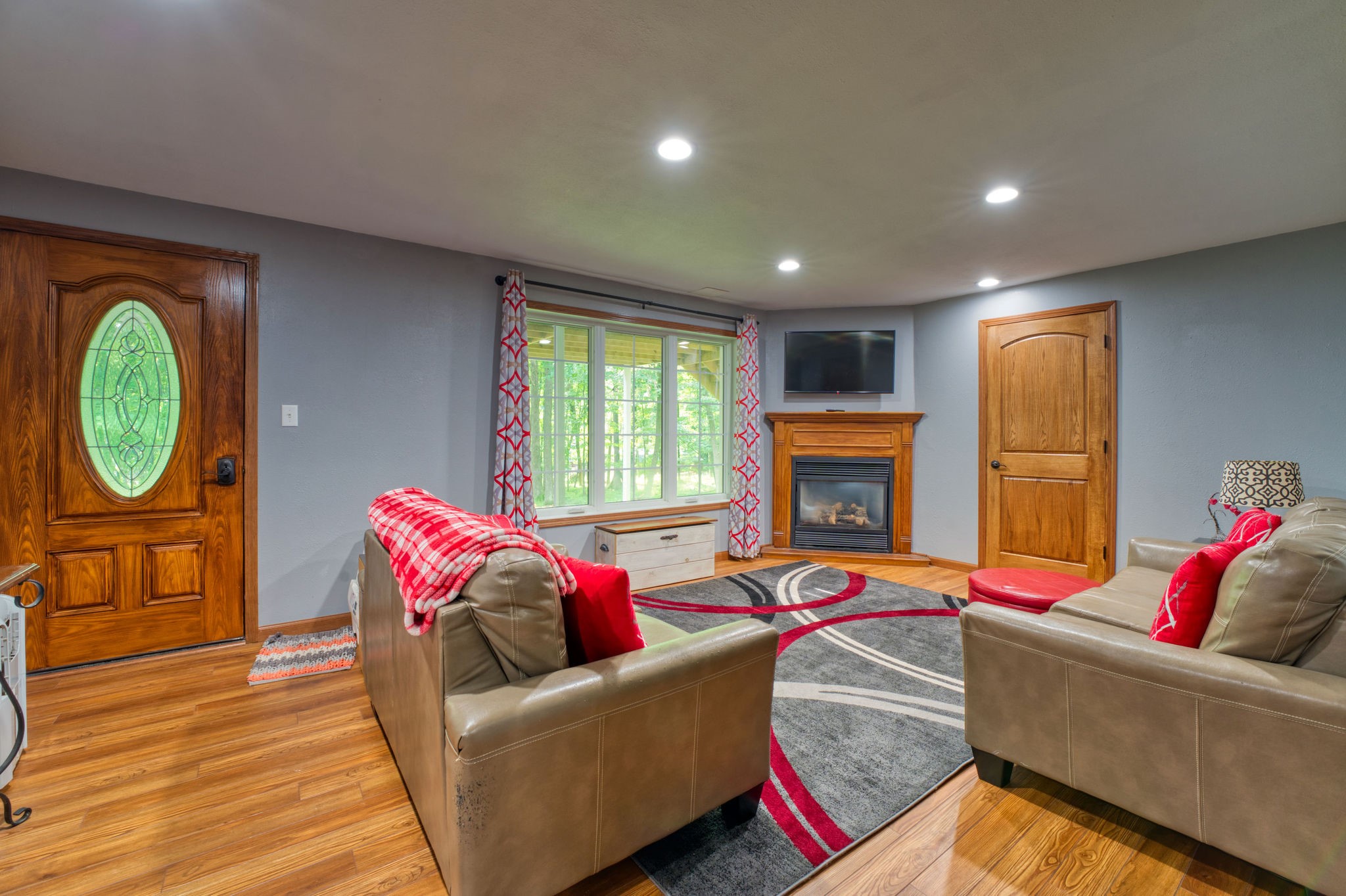 200 Ridgewood Drive Property Photo 35