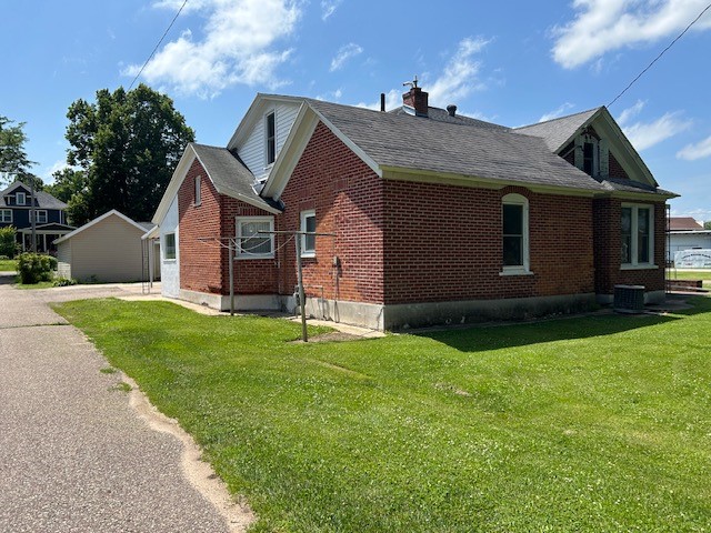 23665 Lafayette Street Property Photo 4