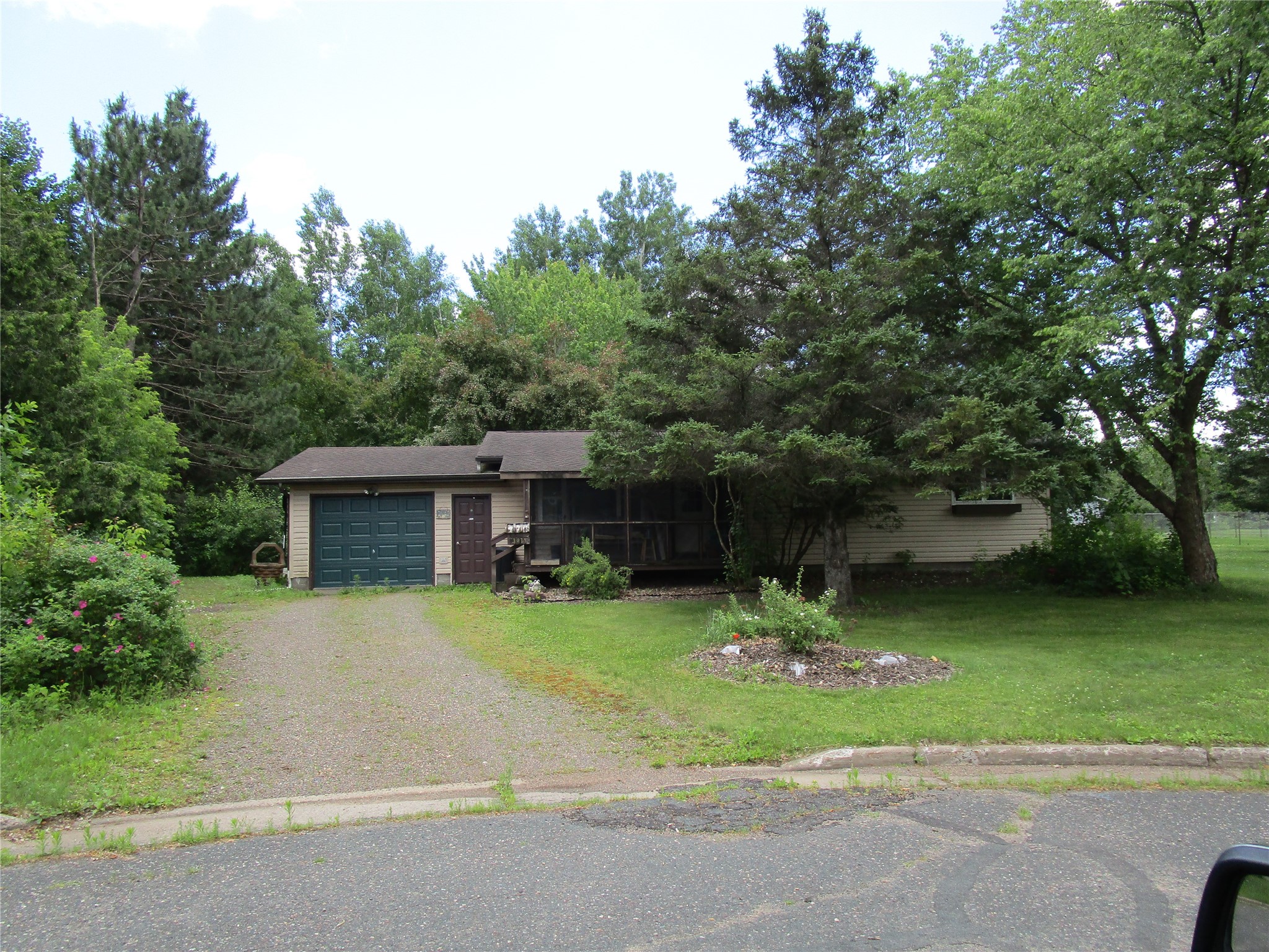 1018 Lee Lane Property Photo 1