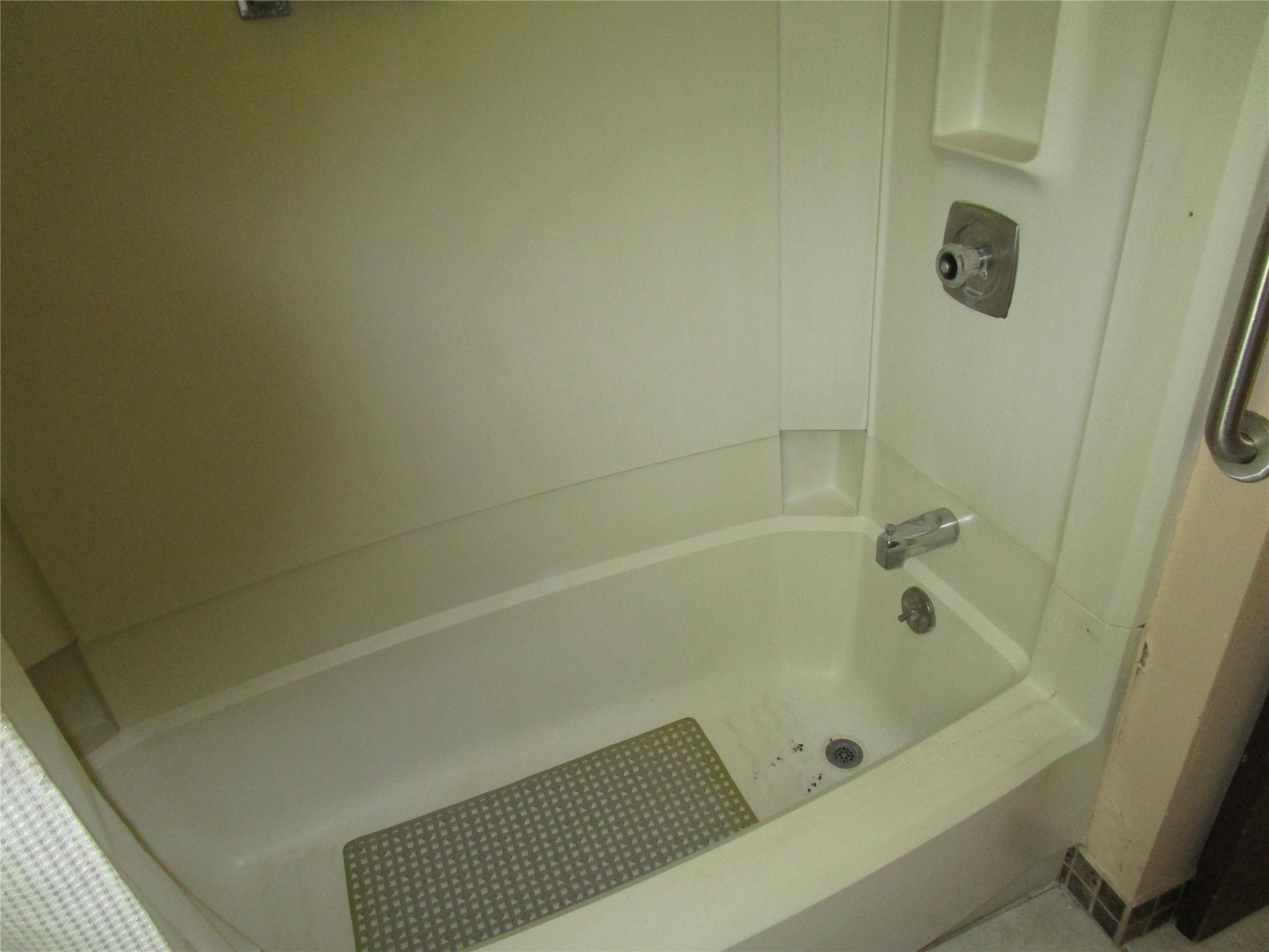 1018 Lee Lane Property Photo 4