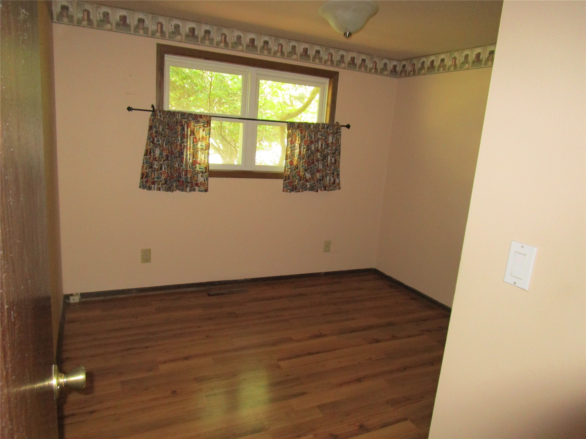 1018 Lee Lane Property Photo 6