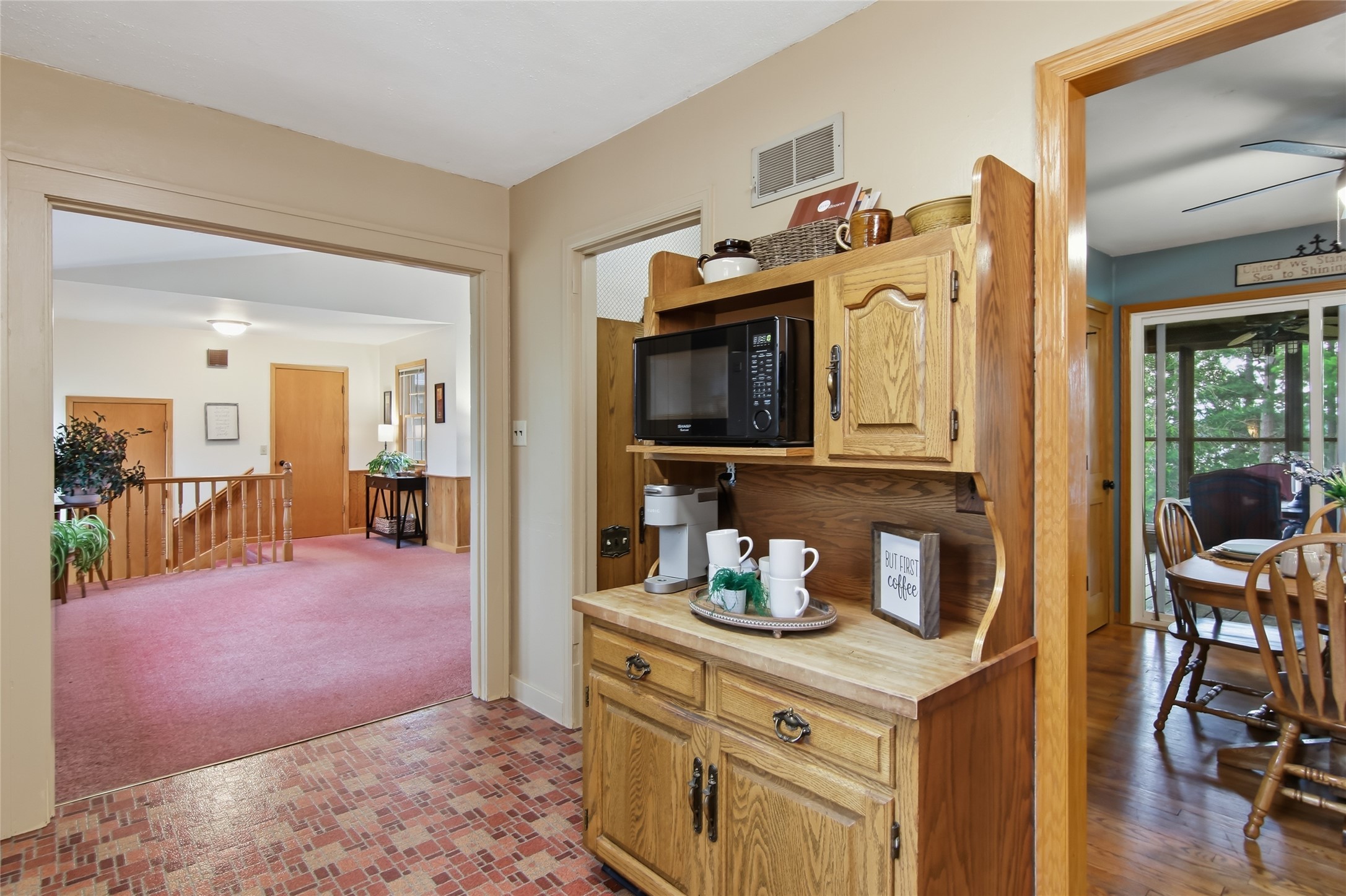 18618 54th Avenue Property Photo 10
