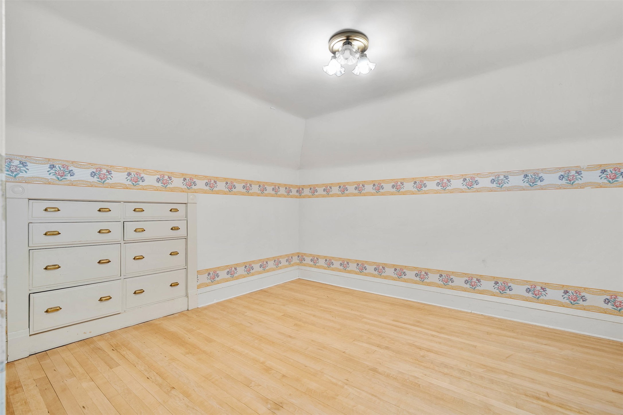 1328 Wilson Street Property Photo 32