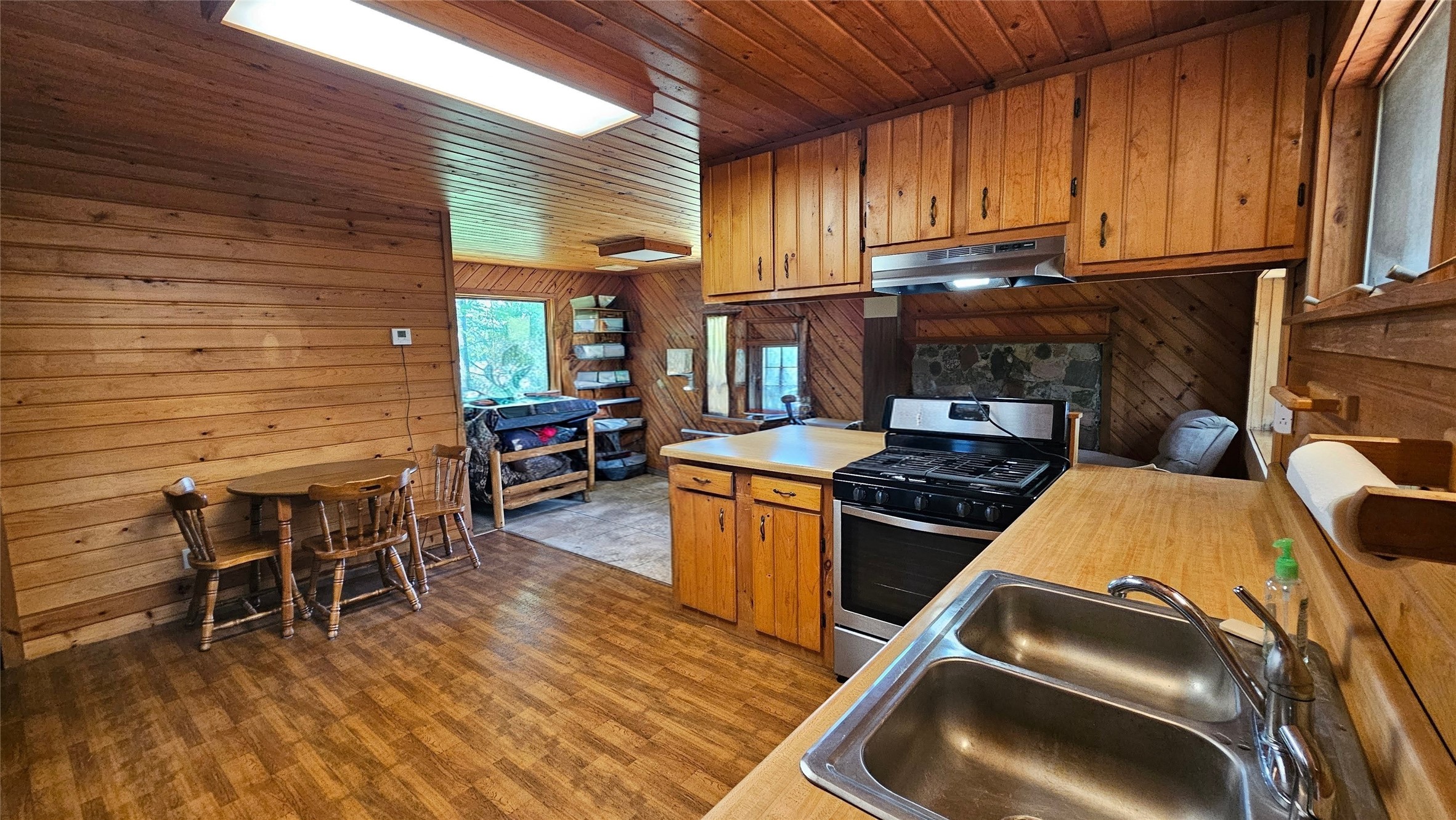 3555 N Birch Lane Property Photo 6