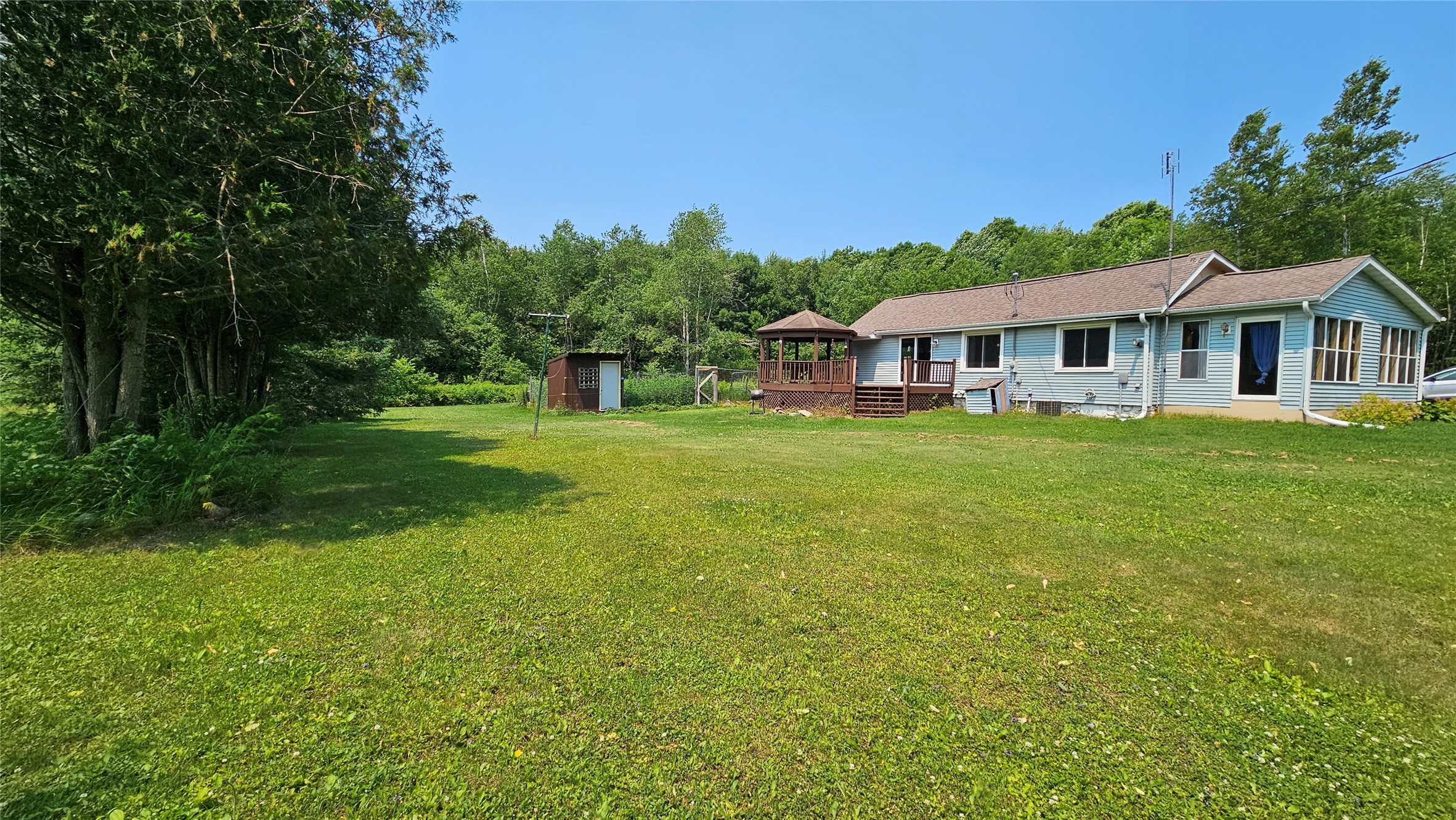 4661 N Valesh Road Property Photo 2