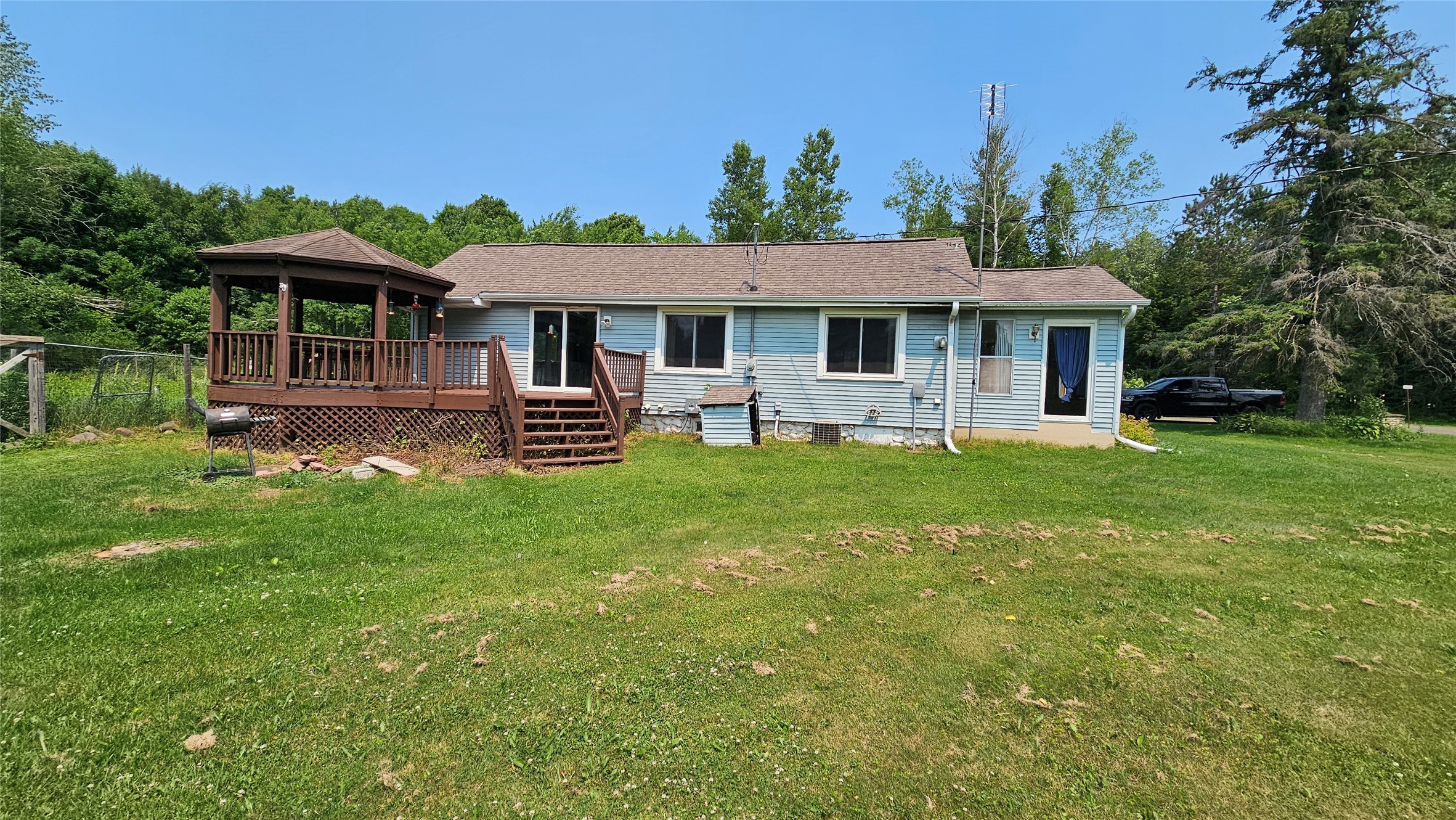 4661 N Valesh Road Property Photo 3