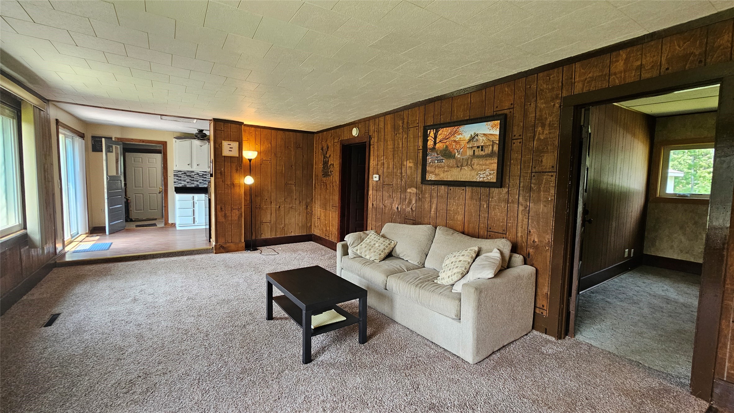 4661 N Valesh Road Property Photo 8
