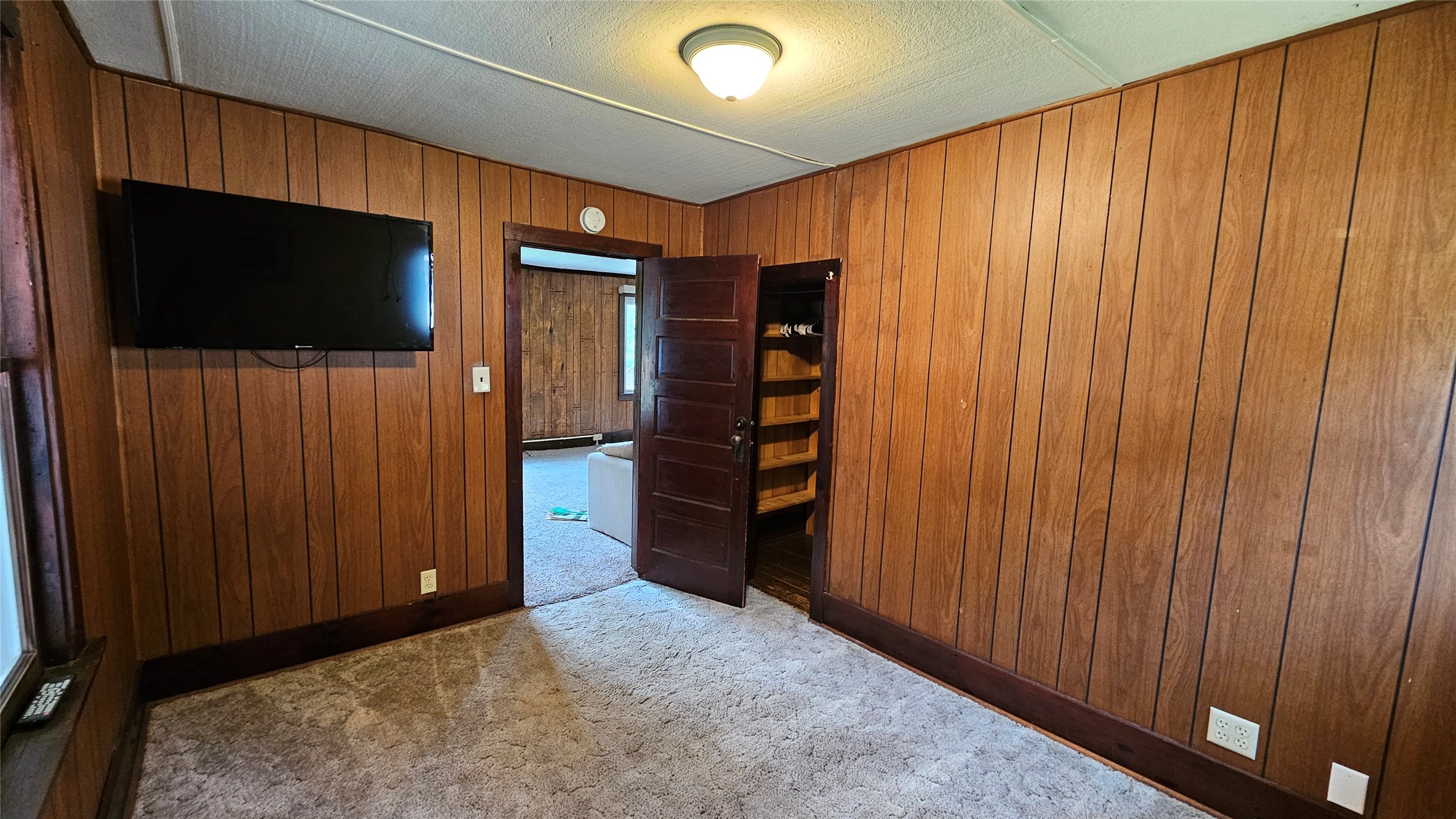4661 N Valesh Road Property Photo 13