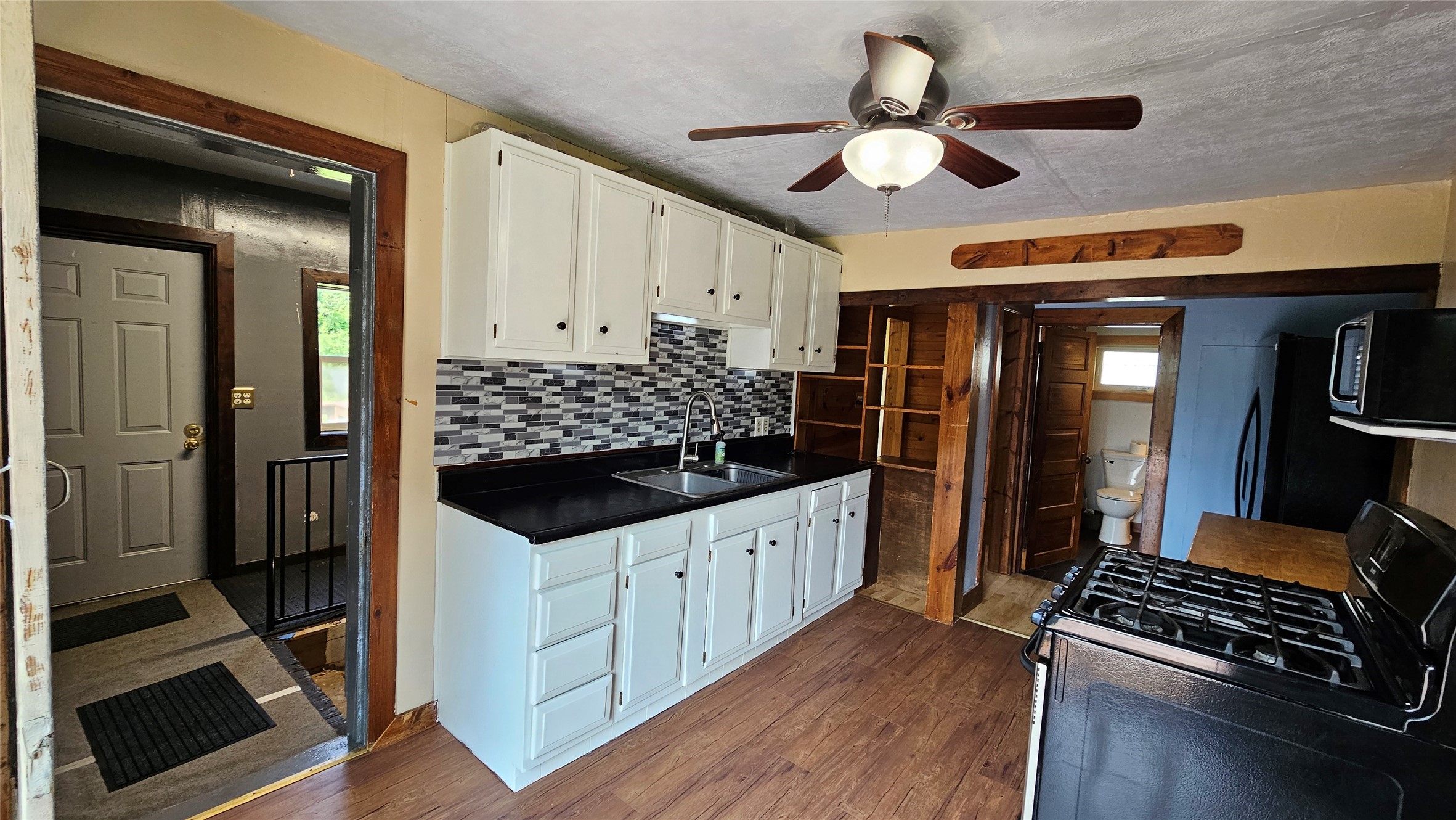 4661 N Valesh Road Property Photo 16