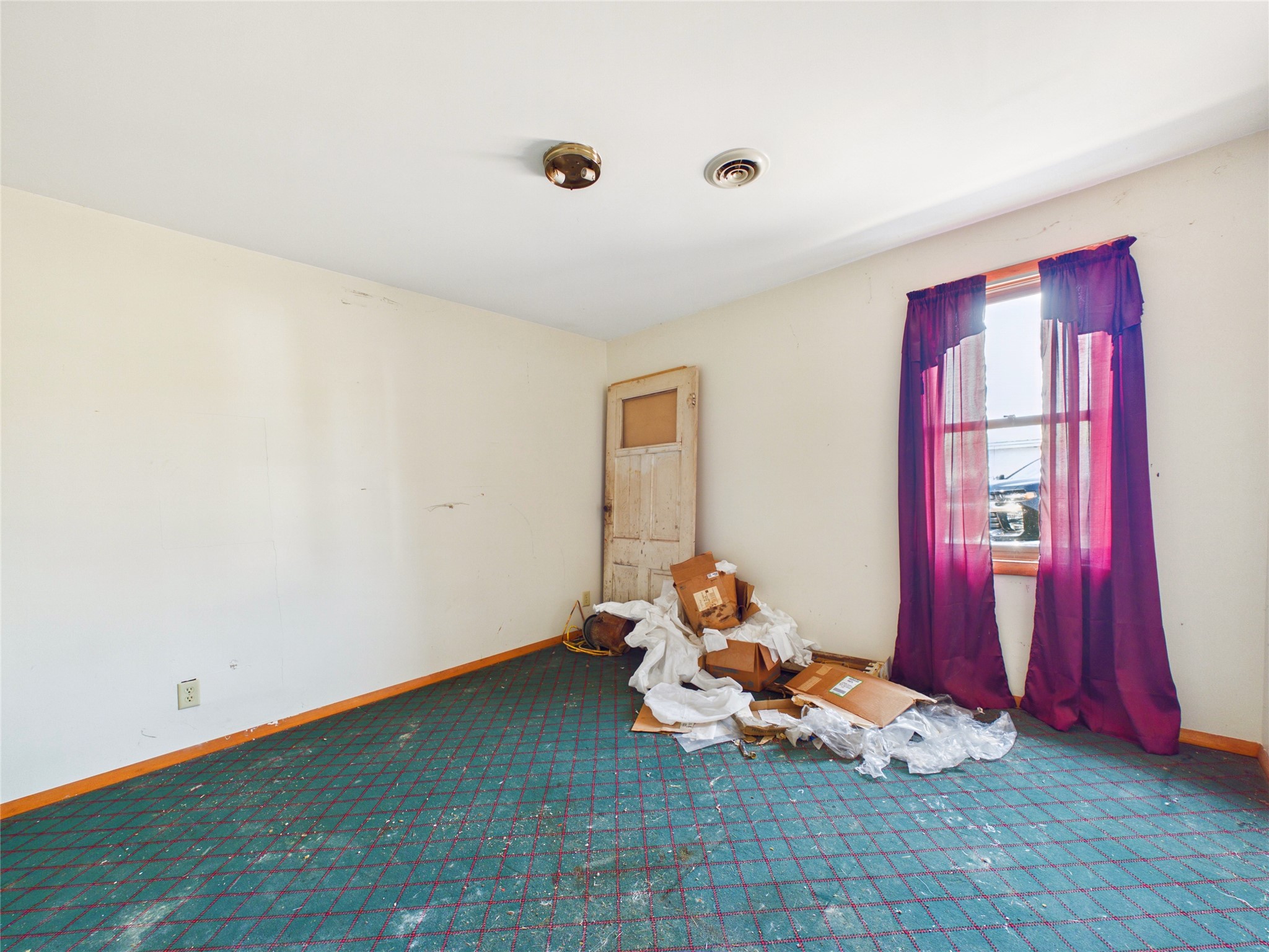11021 W State Highway 48 Property Photo 15