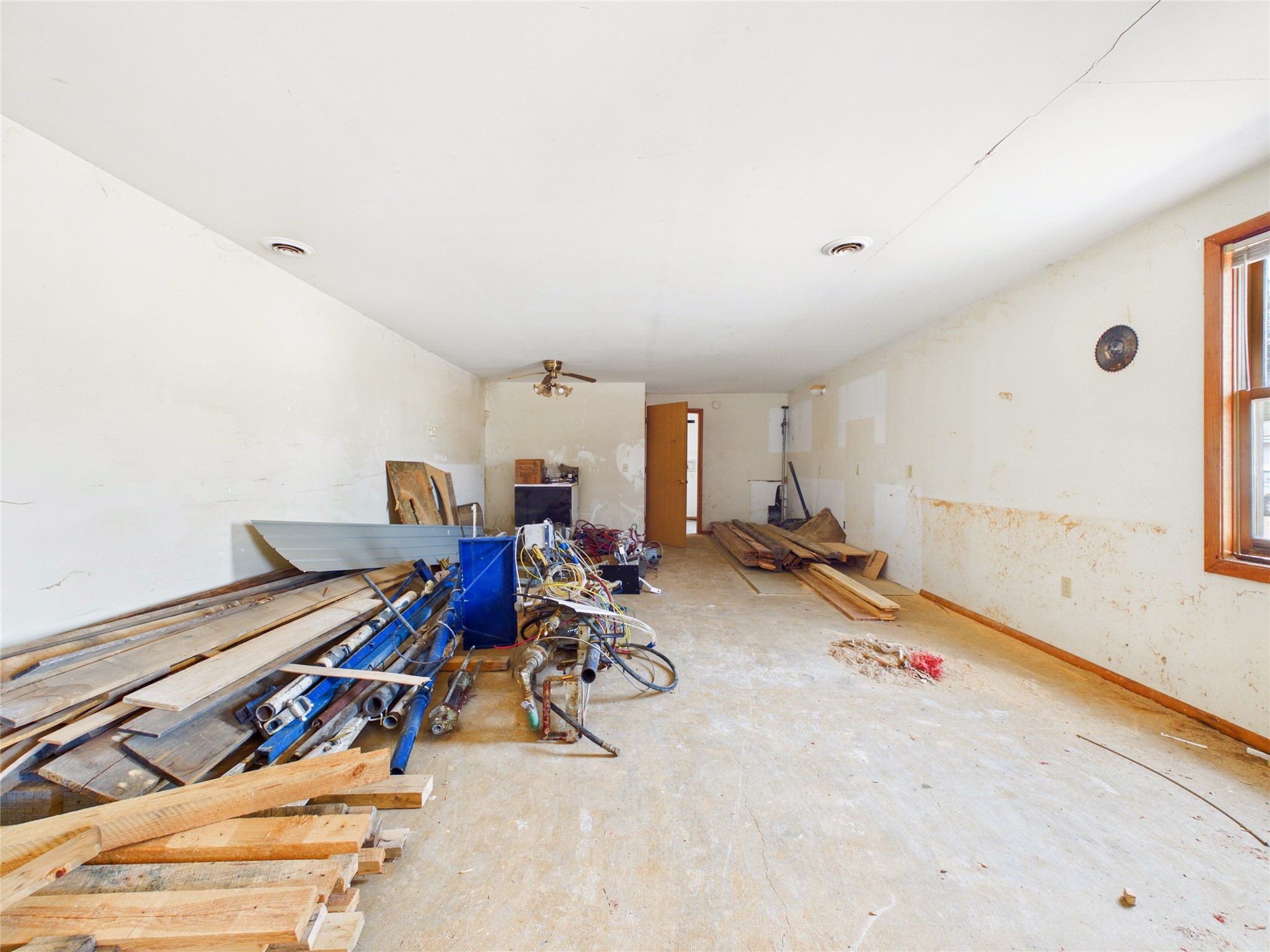 11021 W State Highway 48 Property Photo 21