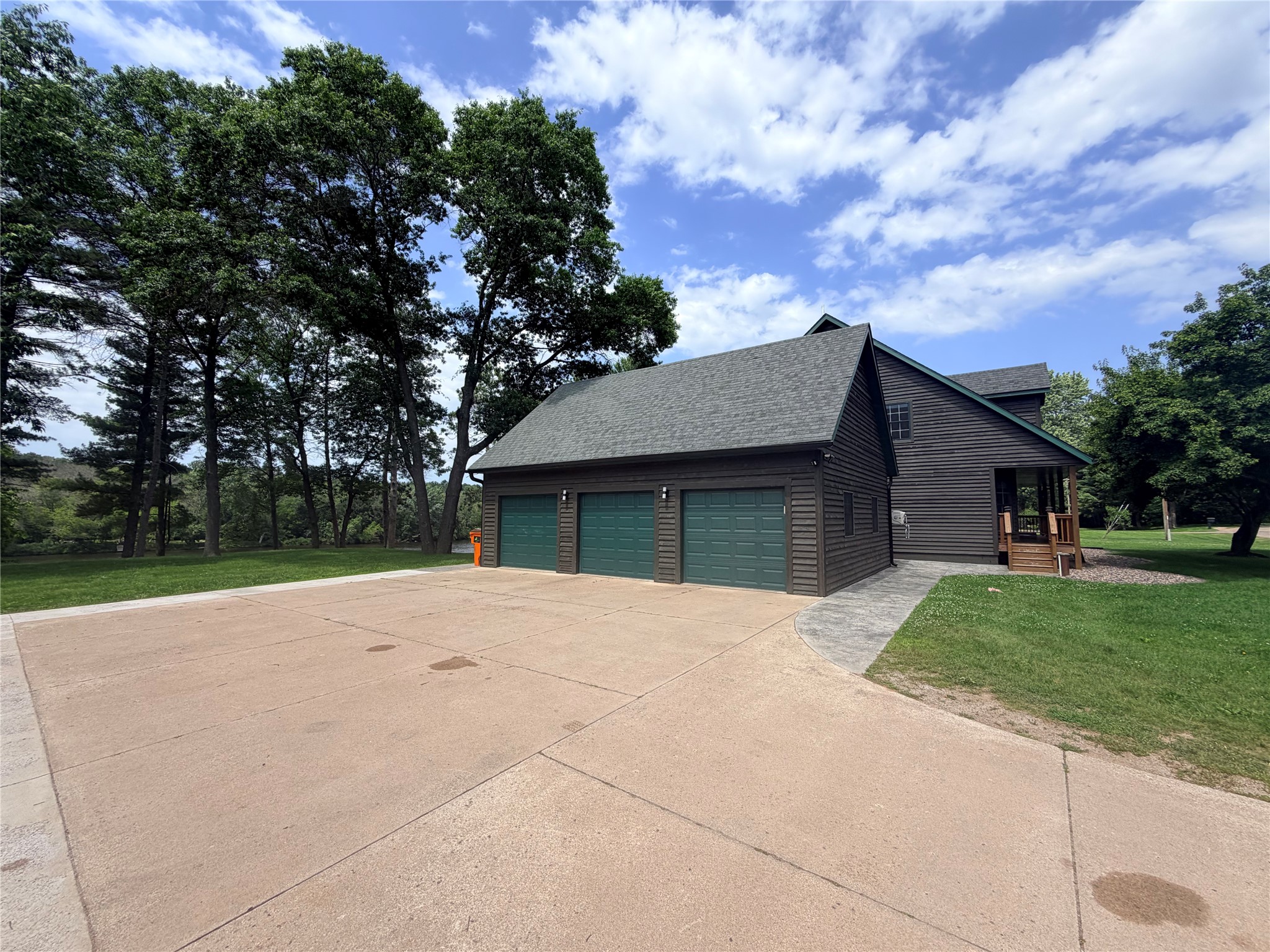 13428 195th Street Property Photo 4