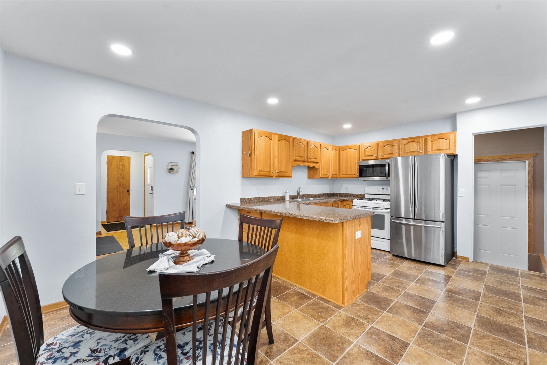 2129 E Lexington Boulevard Property Photo 8