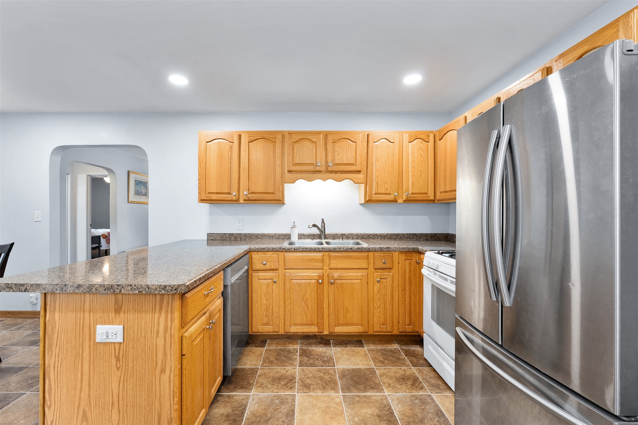2129 E Lexington Boulevard Property Photo 9