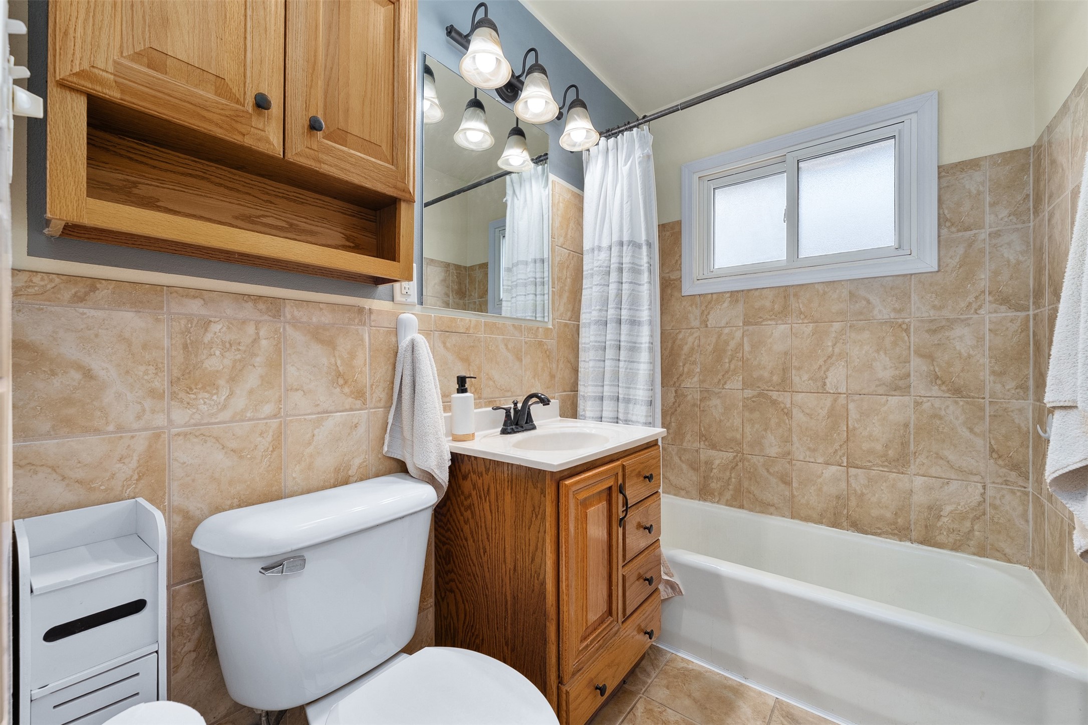 2129 E Lexington Boulevard Property Photo 16