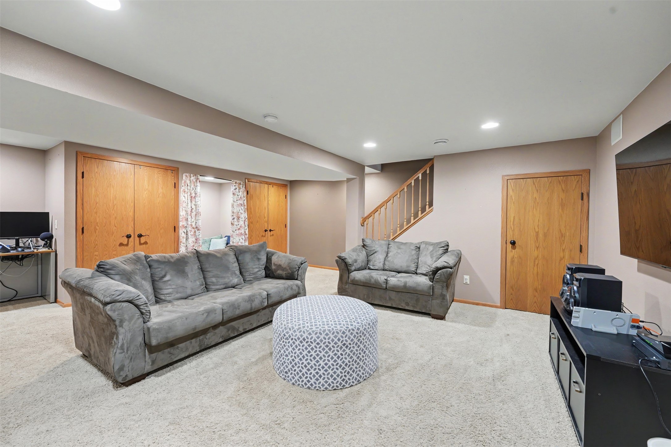 2129 E Lexington Boulevard Property Photo 21