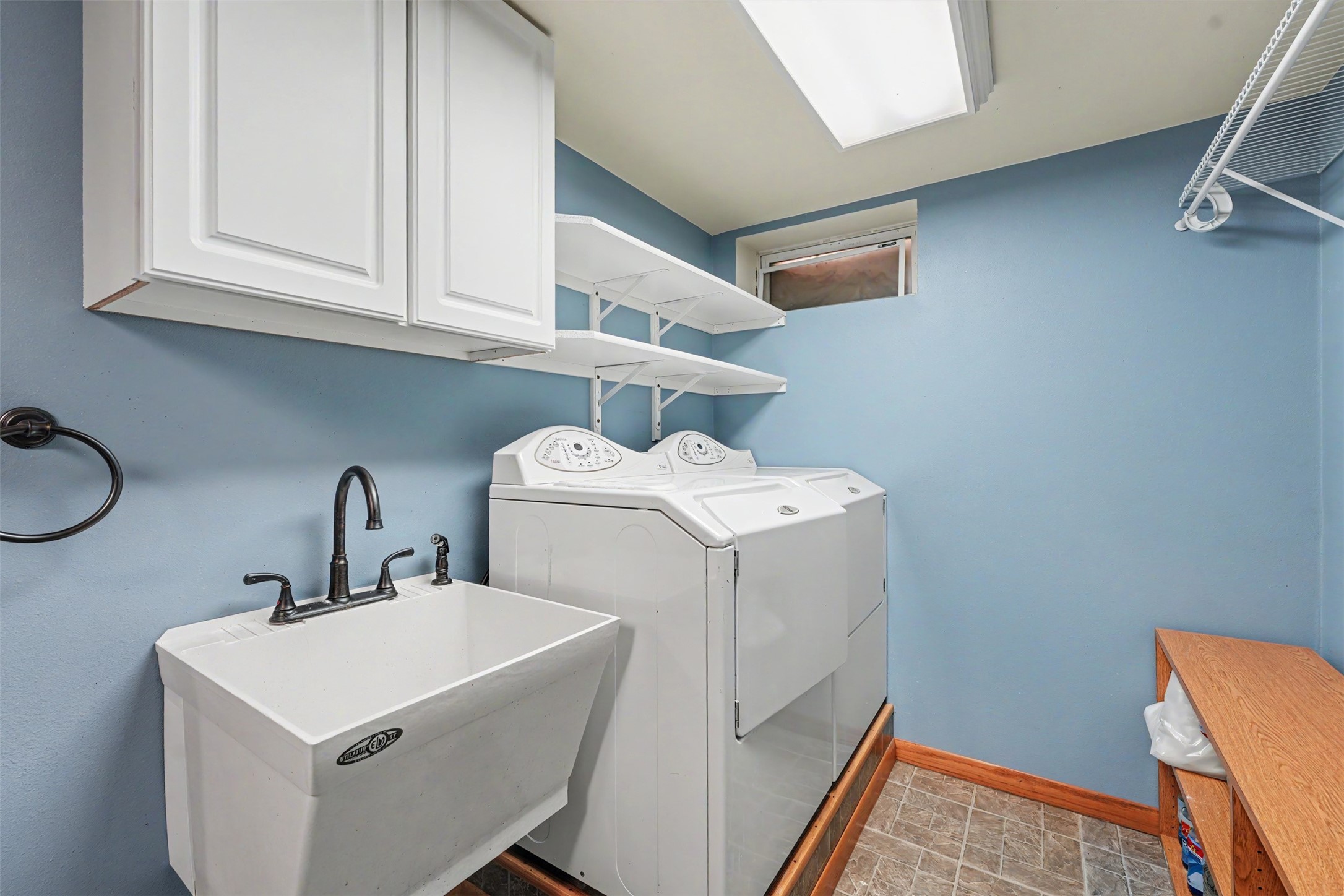 2129 E Lexington Boulevard Property Photo 27