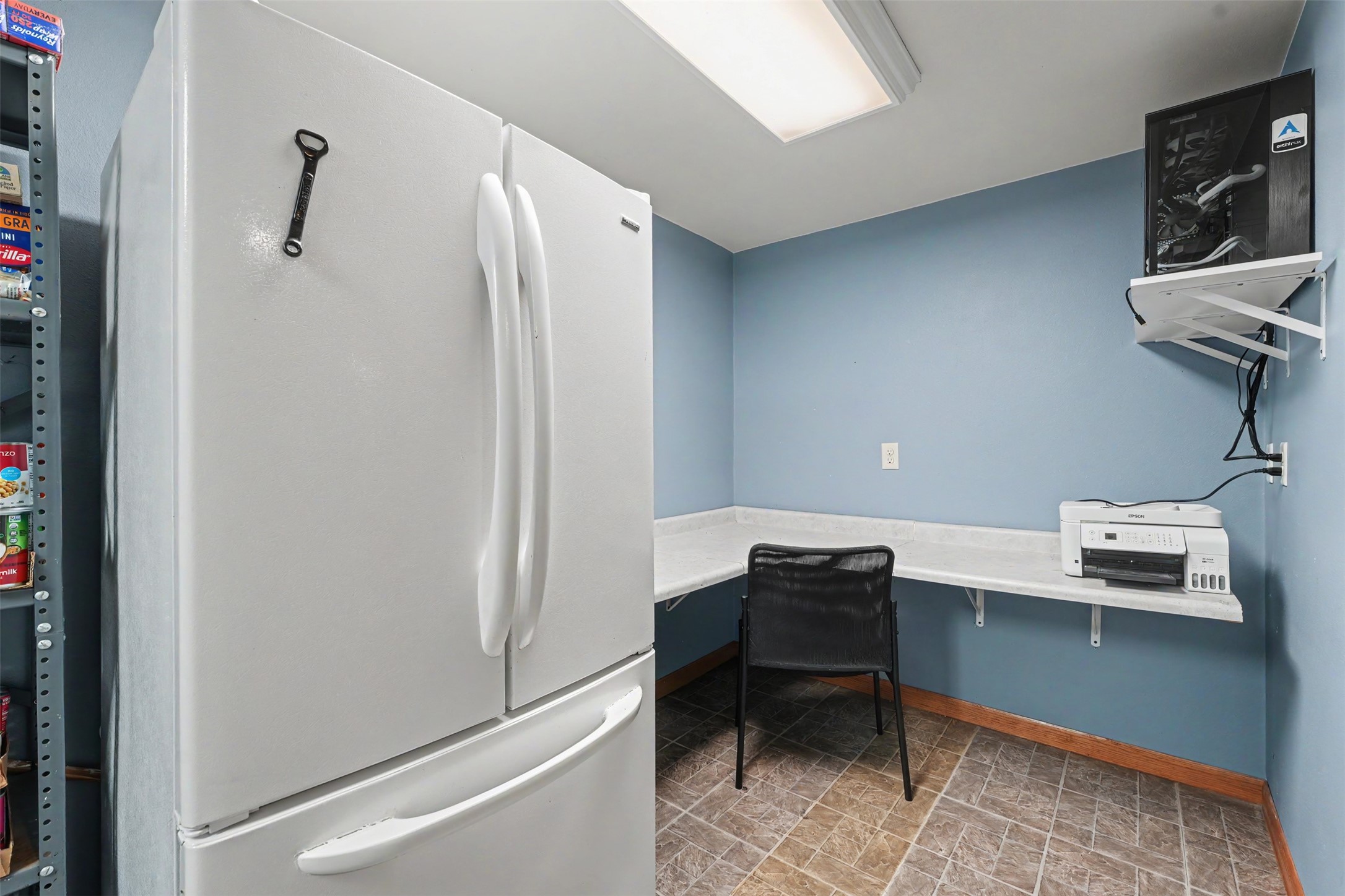 2129 E Lexington Boulevard Property Photo 28