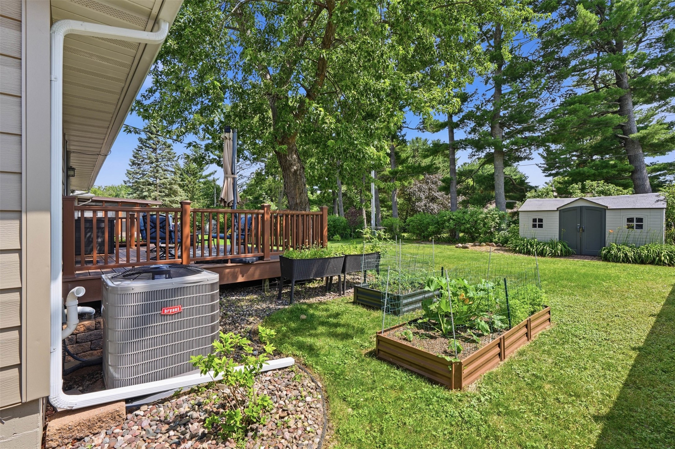 2129 E Lexington Boulevard Property Photo 30