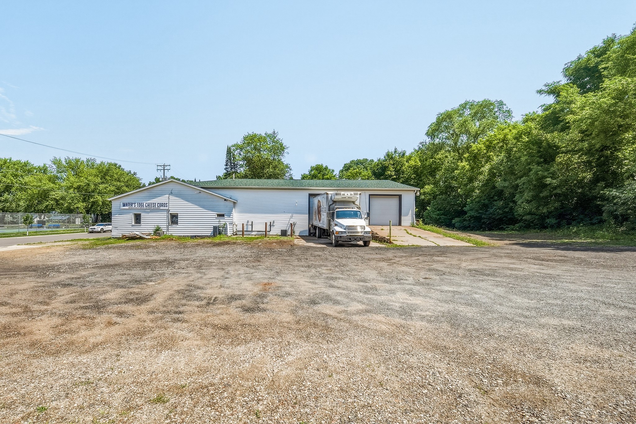 15 E Walnut Street Property Photo 1