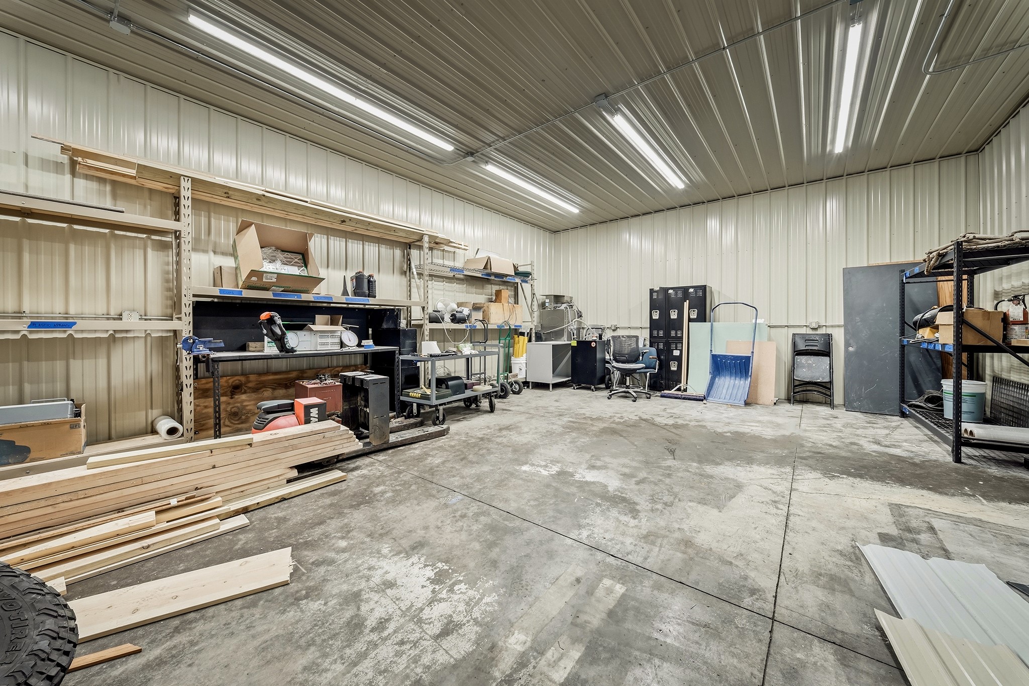 15 E Walnut Street Property Photo 22