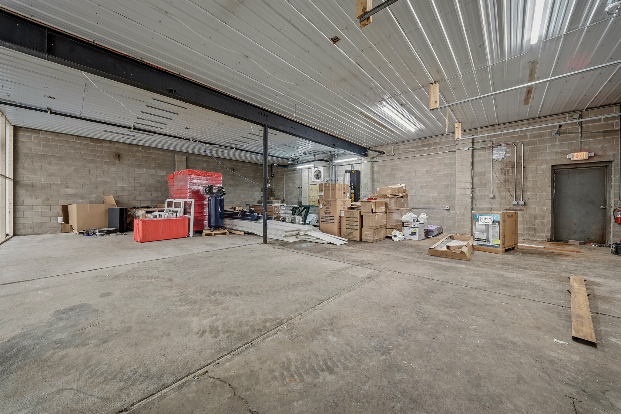 15 E Walnut Street Property Photo 26