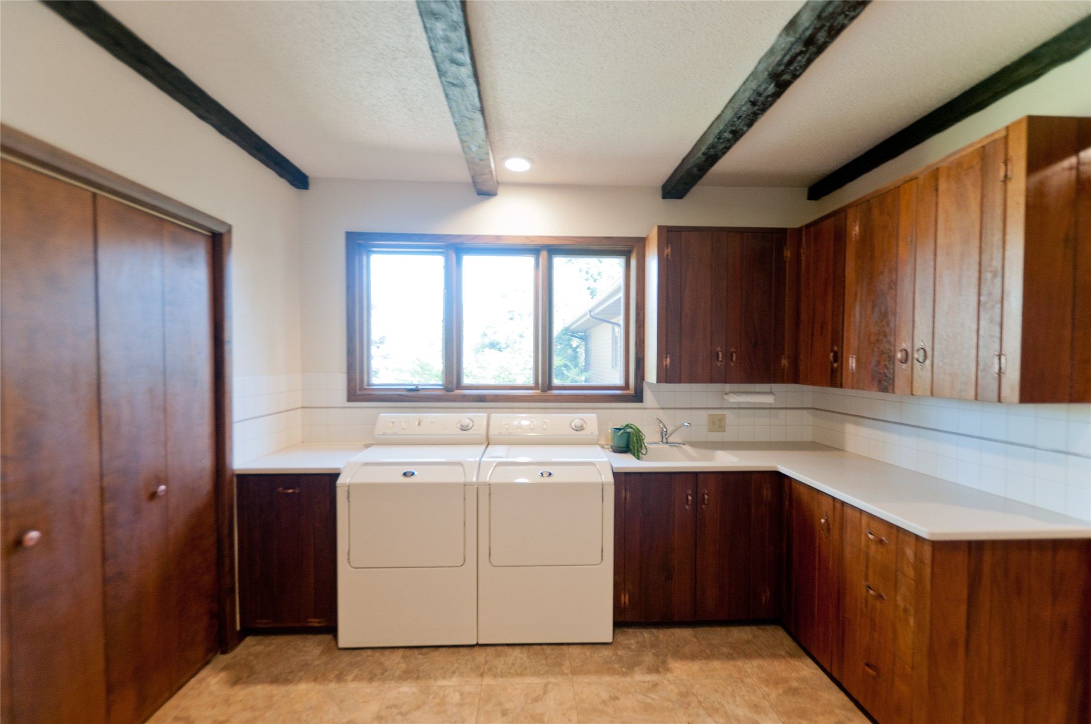 2209 21st Street Property Photo 27