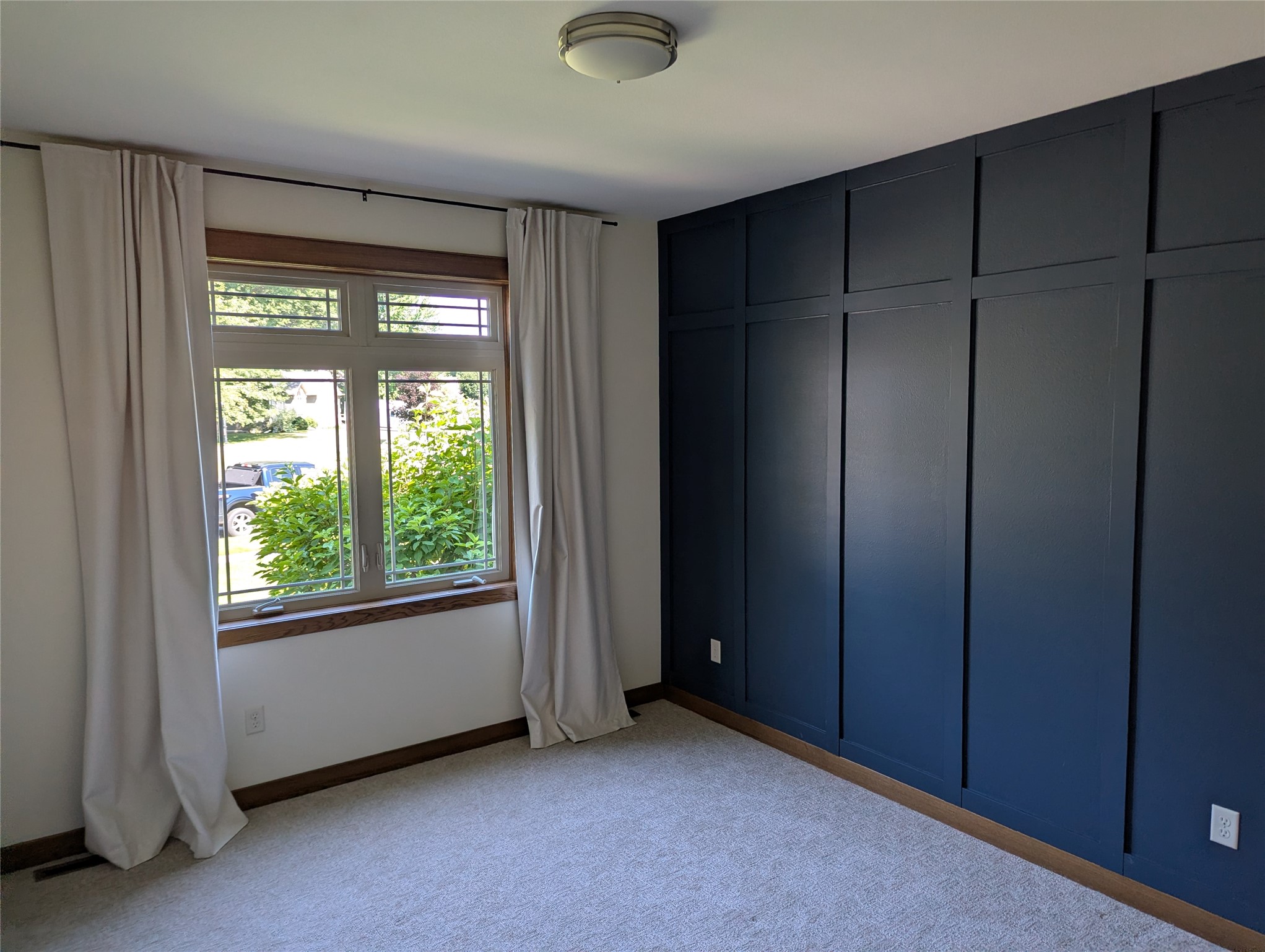 5437 Benjamin Street Property Photo 21